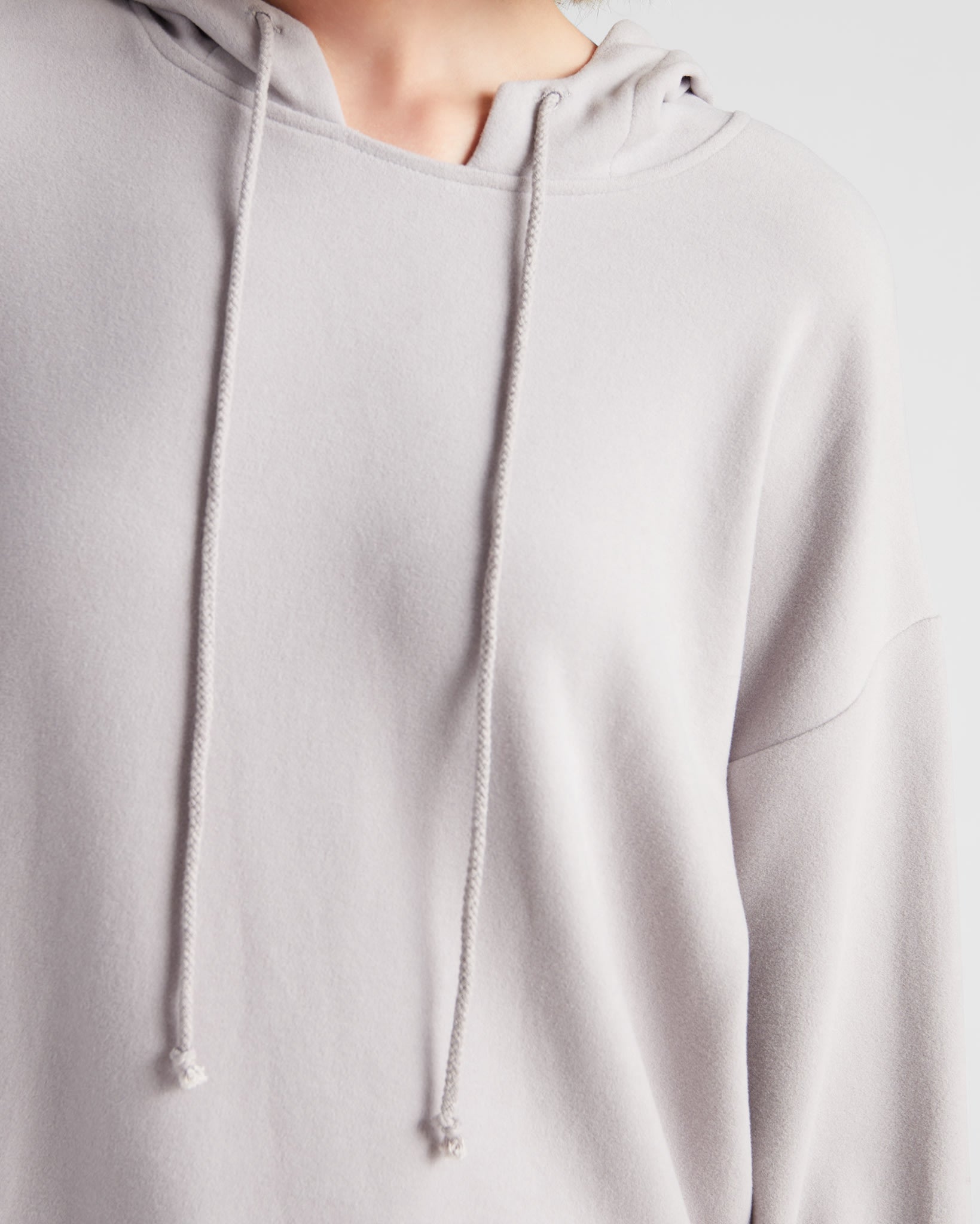 Lt. Grey $|& Cloud Ten Long Sleeve Plush Drawstring Hoodie - SOF Detail