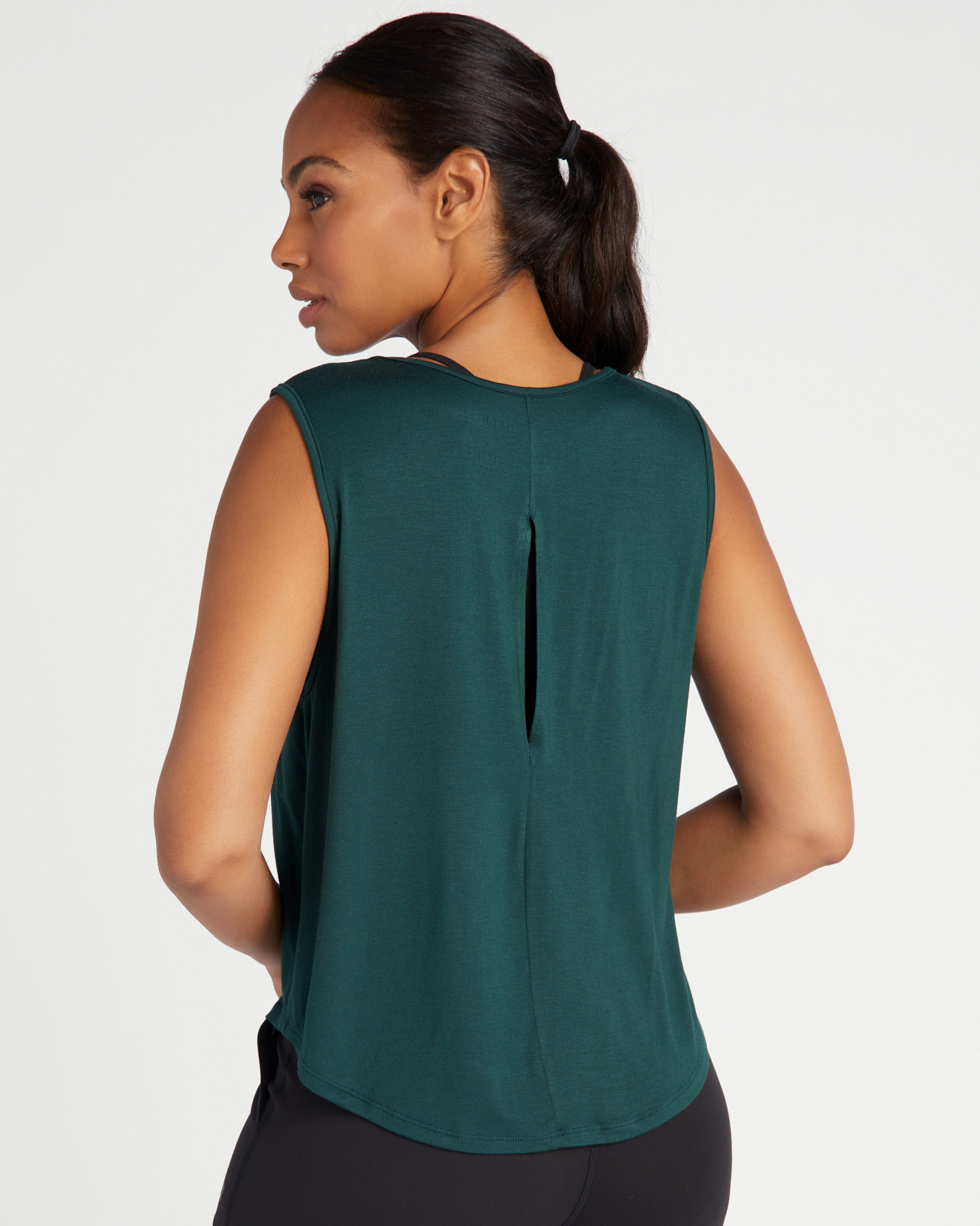 Hunter Green $|& Interval Keyhole Back Tank - SOF Back