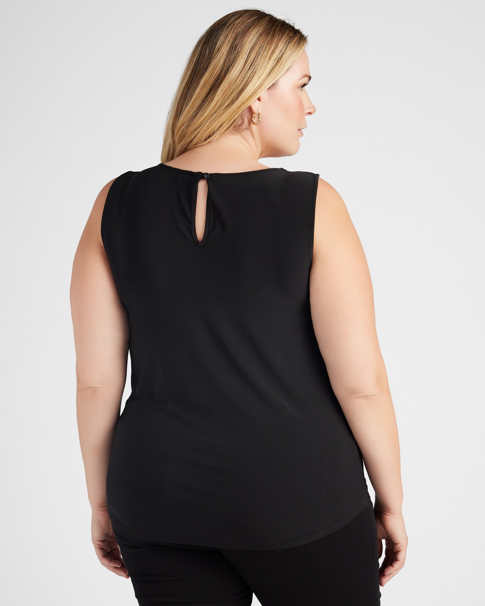 Solid Layering Shell Black $|& West Kei Solid Layering Shell - SOF Back