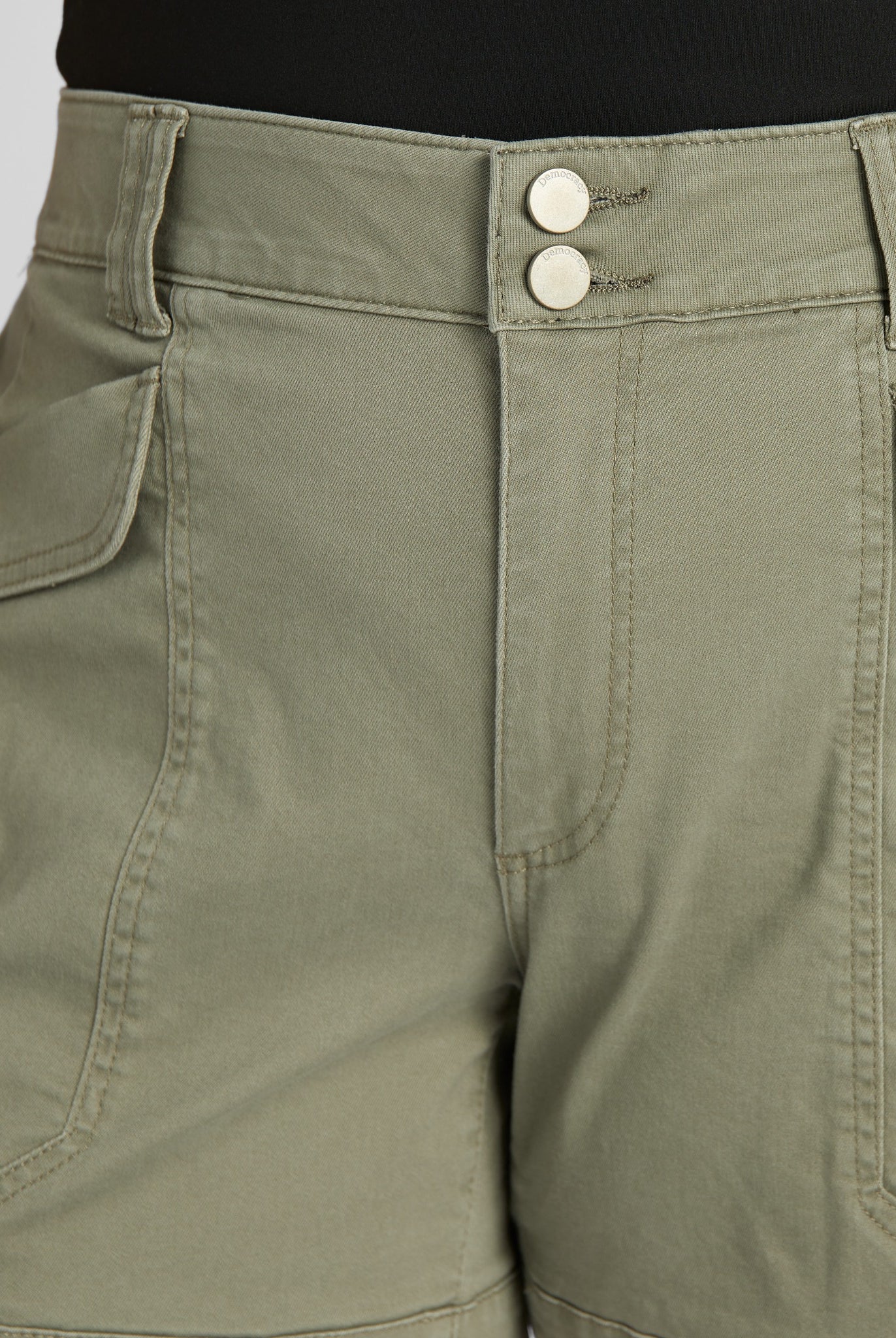 Laurel Oak $|& Democracy High Rise Double Button Utility Short - SOF Detail