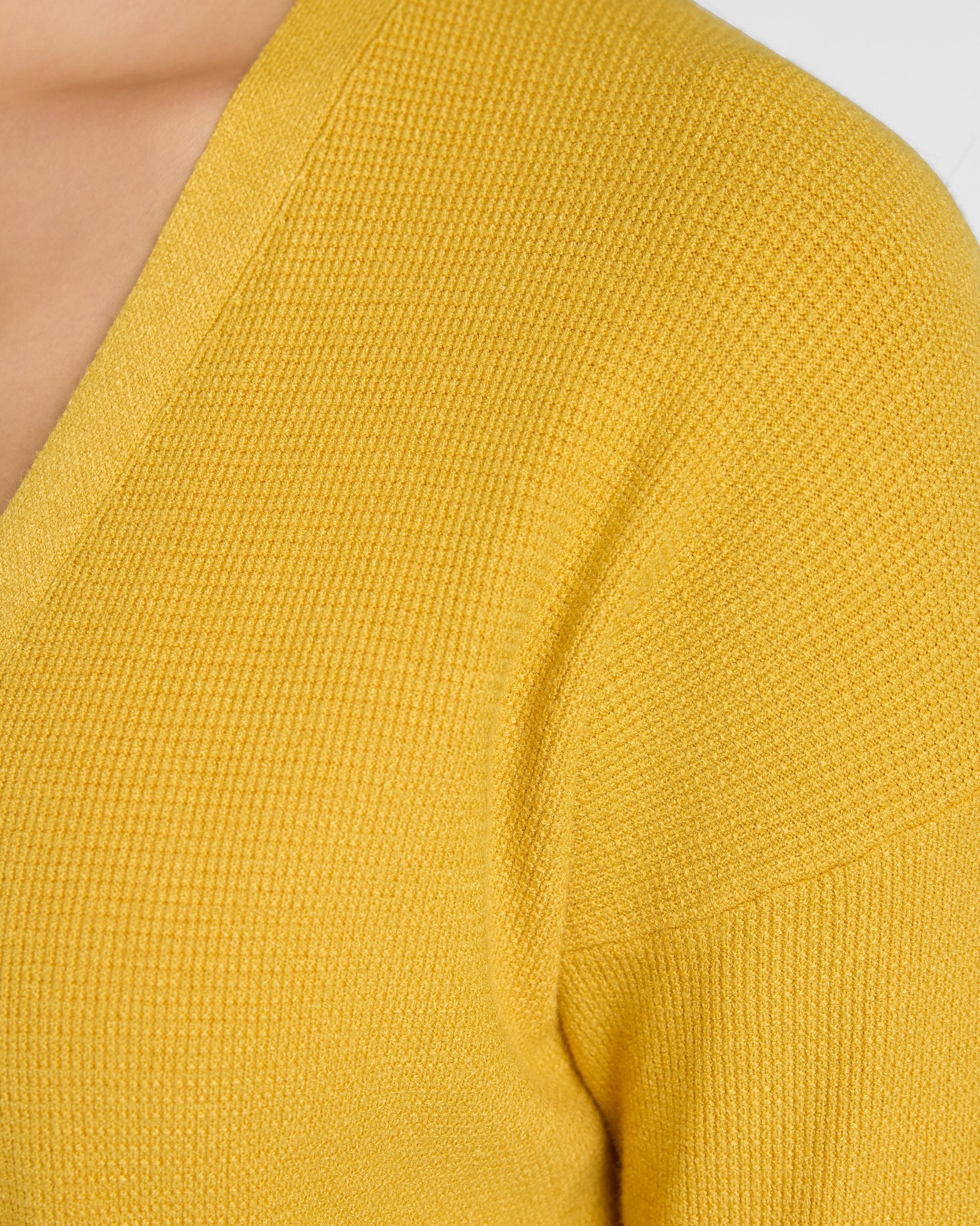 Dandelion $|& Tea N Rose Soft Touch Sweater Cardigan - SOF Detail
