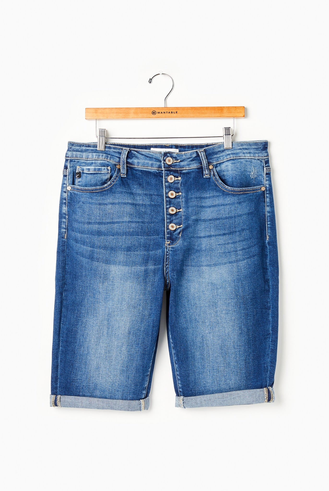 Med Wash $|& Kancan High Rise Cuffed Bermuda - Hanger Front