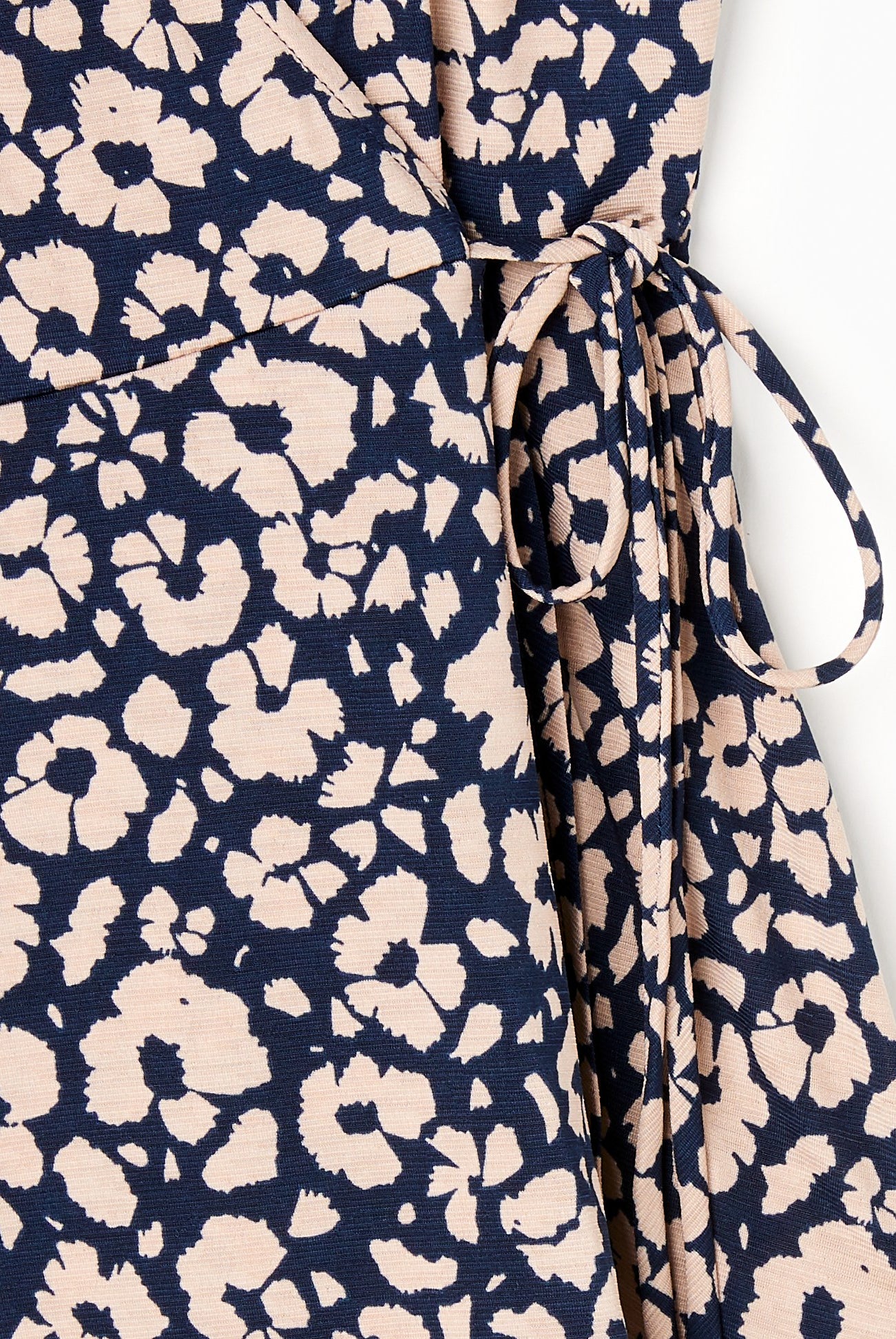 Navy/Cream $|& West Kei Printed Knit Sleeveless Wrap Top - Hanger Detail