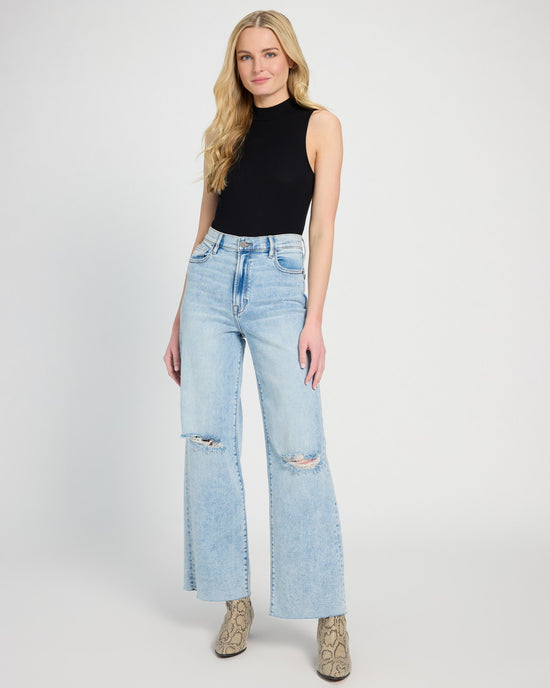 Light Wash $|& Hidden The Logan Wide Leg Dad Jeans - UGC On Fig