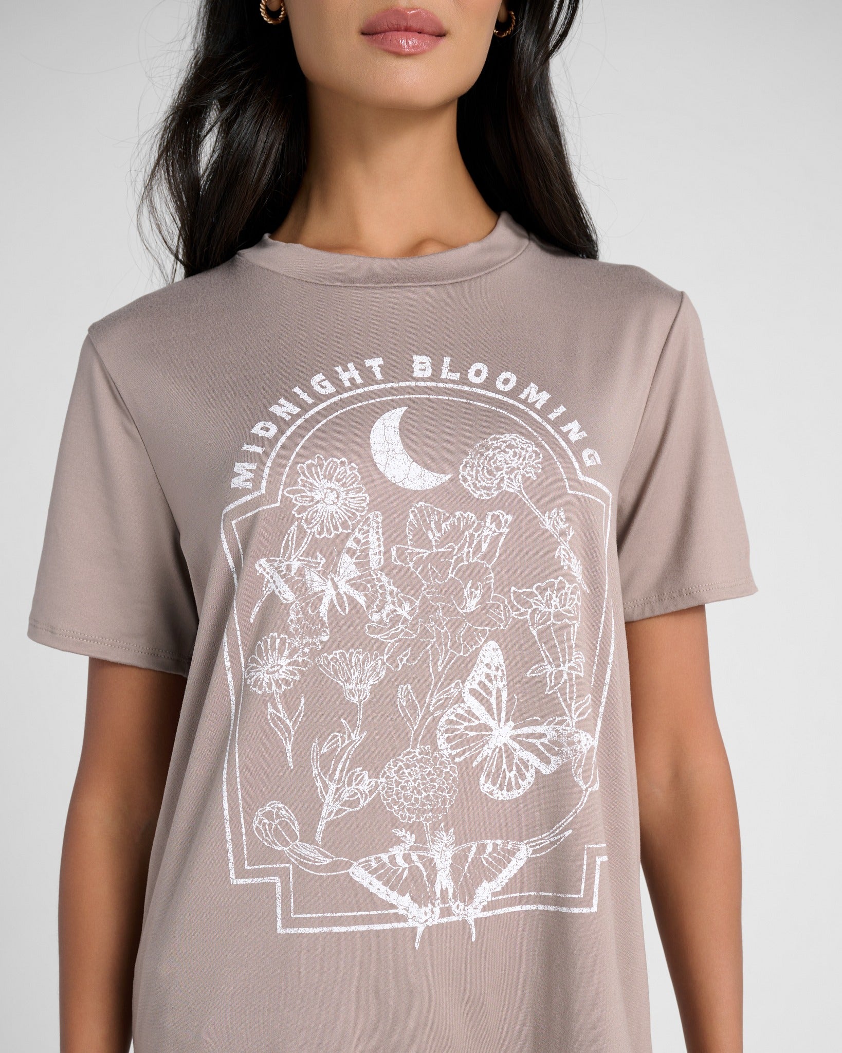 Mocha $|& Polagram Midnight Blooming Graphic Tee - SOF Detail