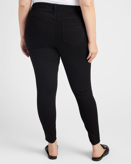 Black Rinse 30" $|& Liverpool Abby Skinny Jeans - SOF Back