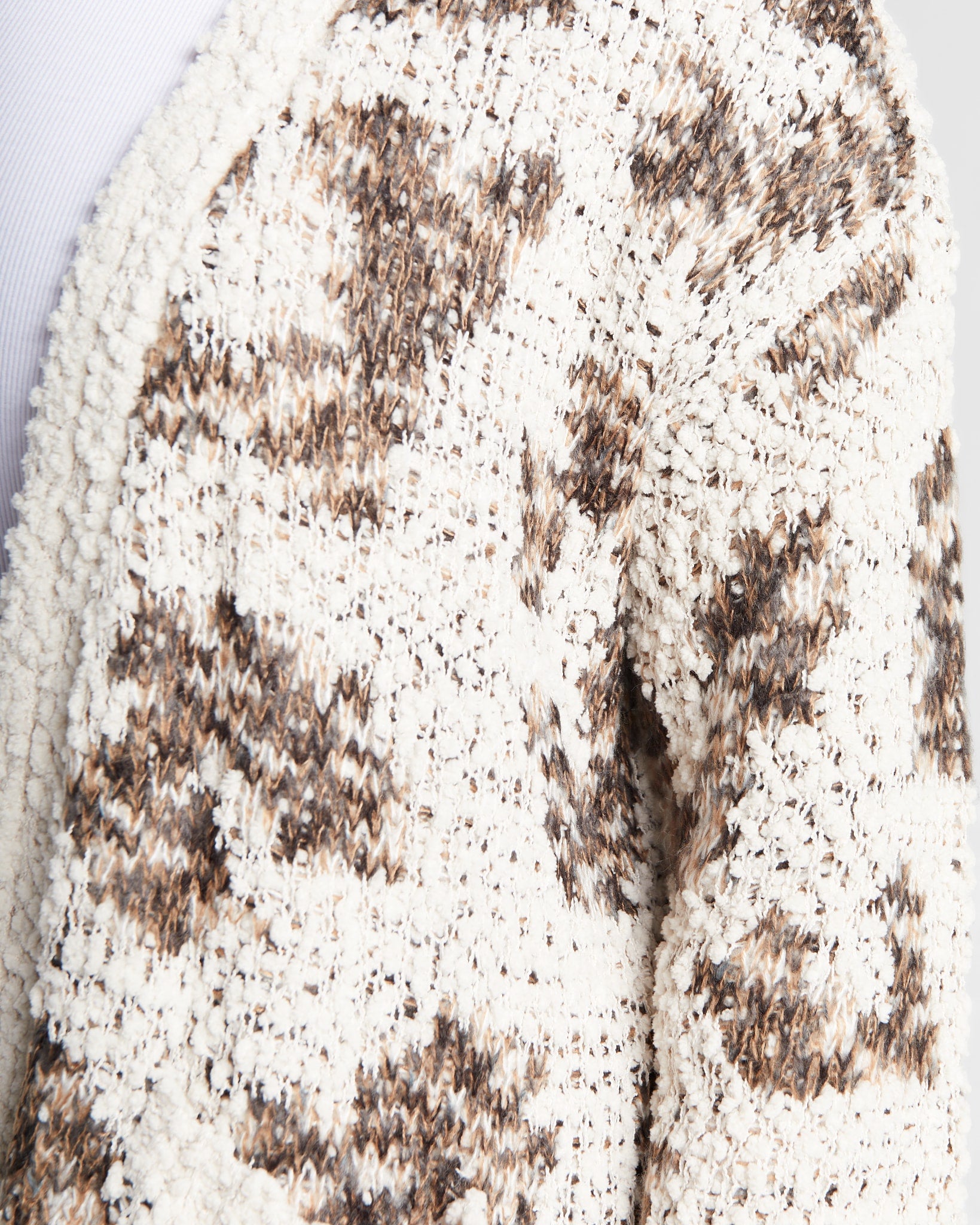 Oatmeal Leopard $|& Bobeau Animal Popcorn Cardigan - SOF Detail