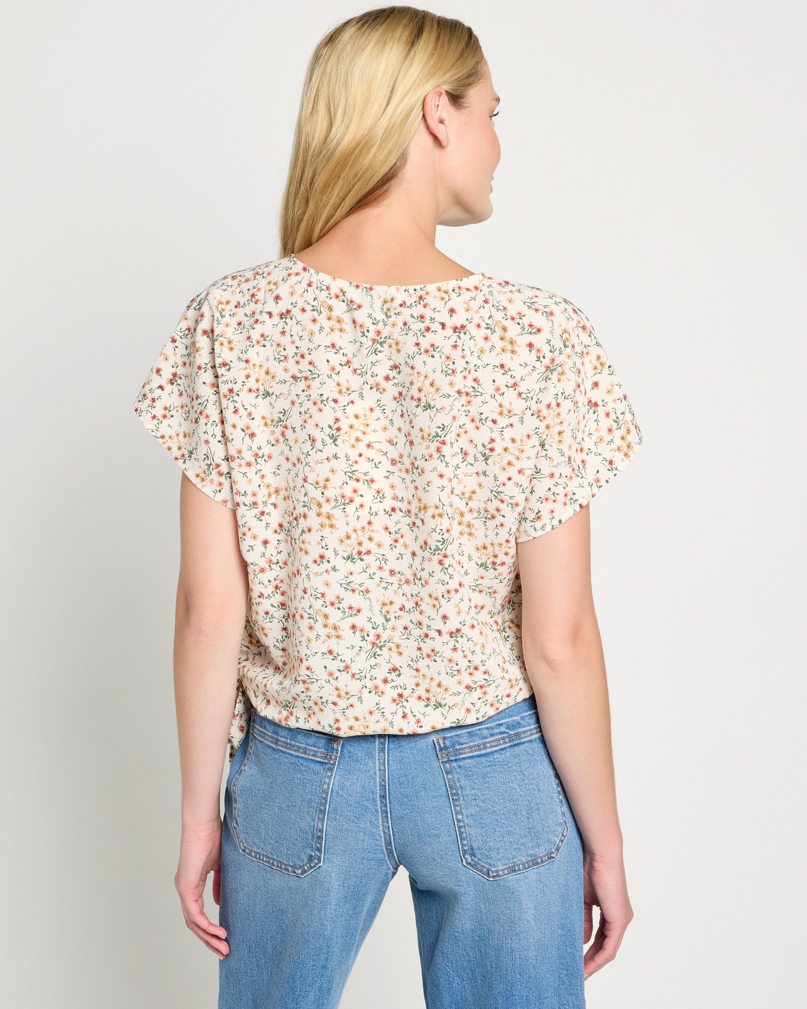 Ecru Ditsy Floral $|& West Kei Floral Woven Short Sleeve Surplice Top - SOF Back