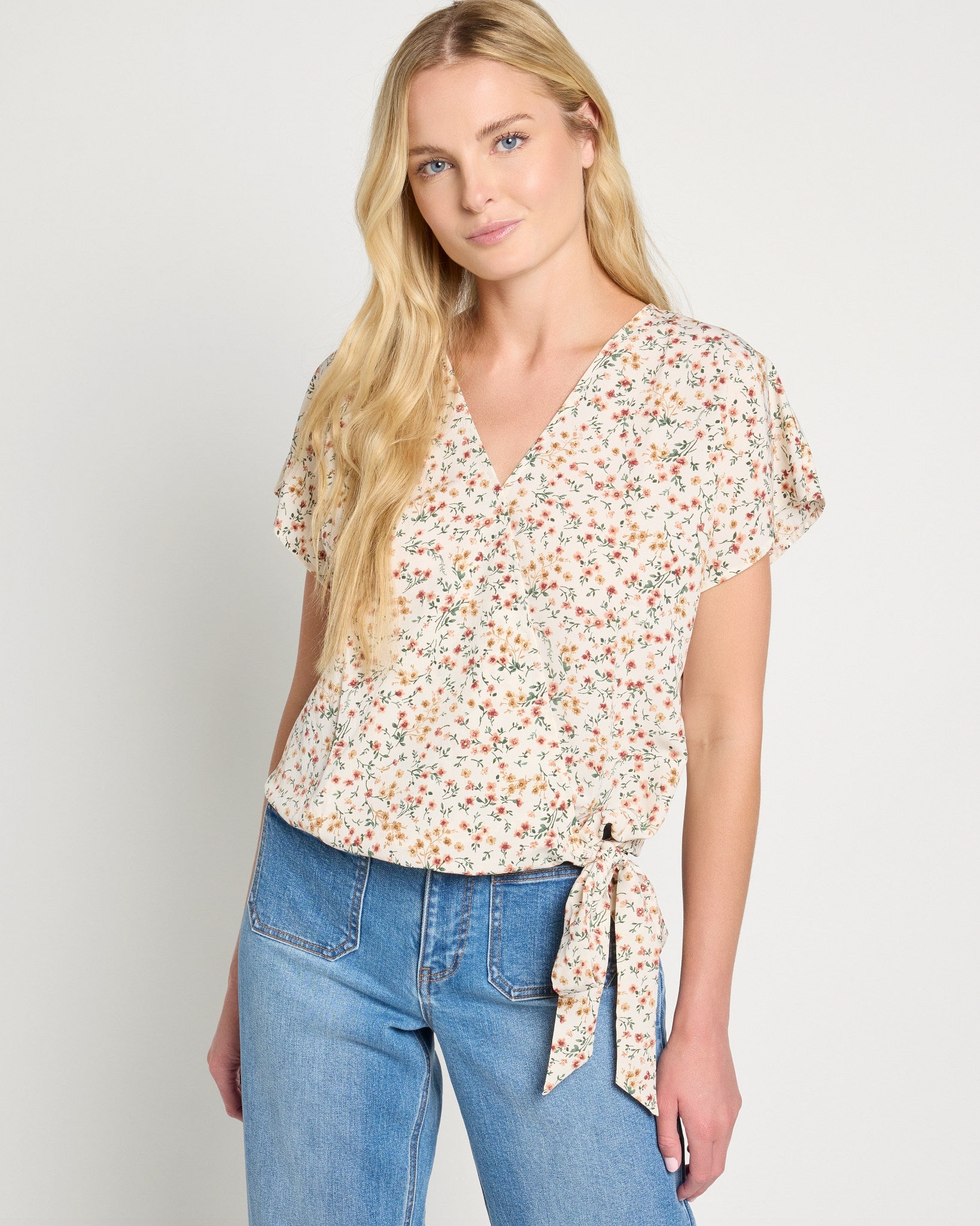Ecru Ditsy Floral $|& West Kei Floral Woven Short Sleeve Surplice Top - SOF Front