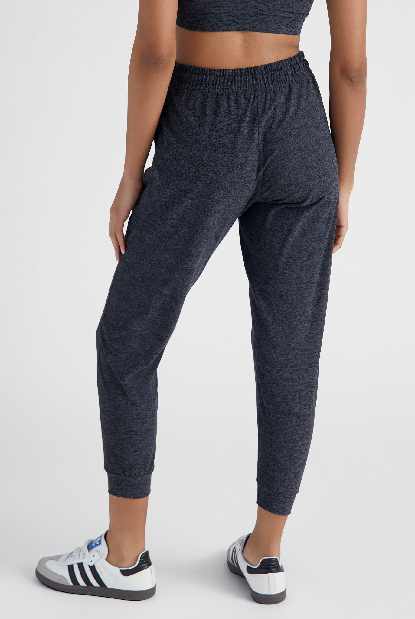 Heather Charcoal $|& Interval FlowHeather Sculpt Highland Jogger - SOF Back