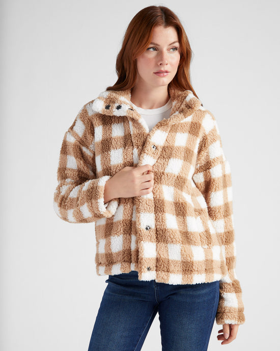 Mocha Cream $|& SEAS Sun Valley Sherpa - SOF Front