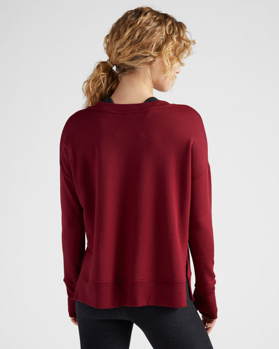 Cabernet $|& Interval Flex Pullover - SOF Back