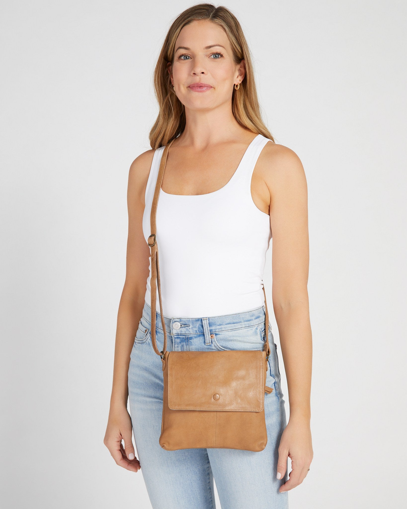 Desert Sand $|& Day & Mood New Malou Maxi Crossbody - SOF Front