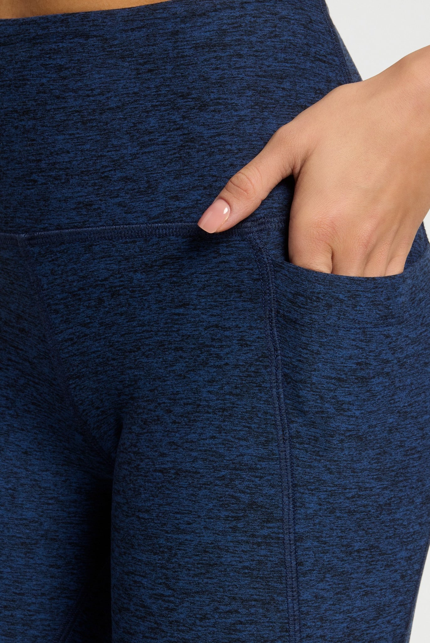 Iris Black $|& Interval FlowHeather Sculpt Pocket Legging - SOF Full Front