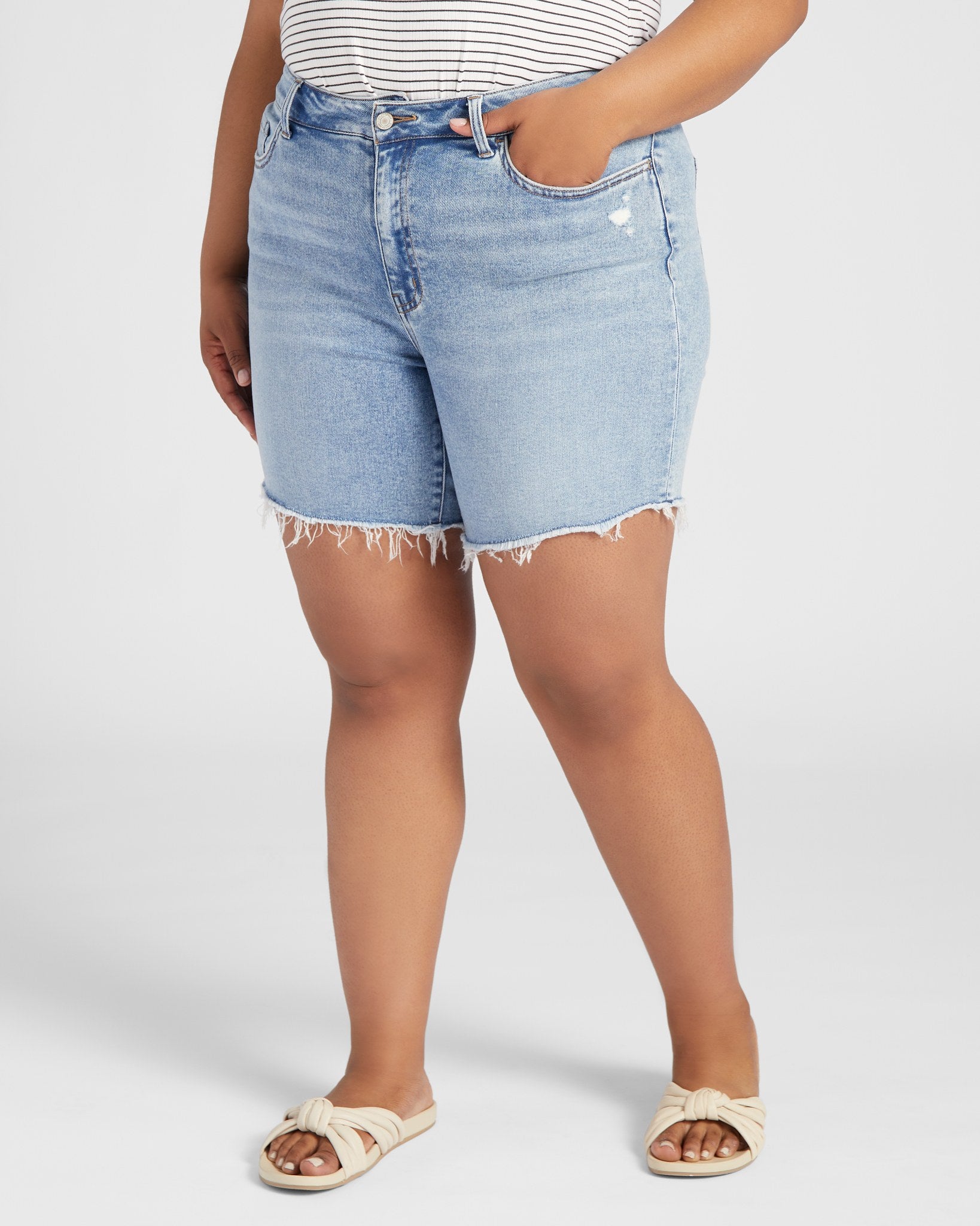 Done Deal $|& Vervet High Rise Midi Short - SOF Front