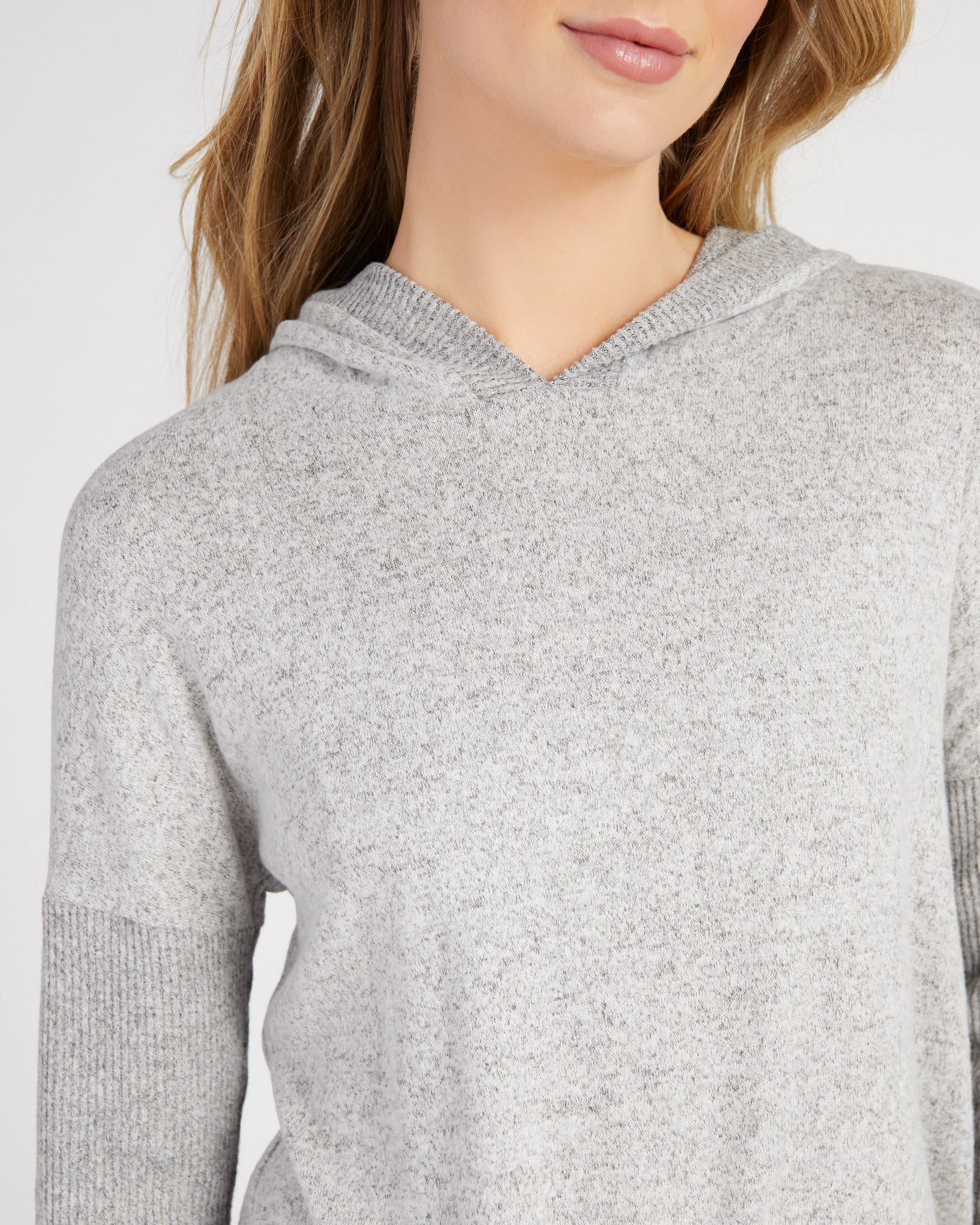 Grey Onyx $|& Astrologie Teigen Top - SOF Detail