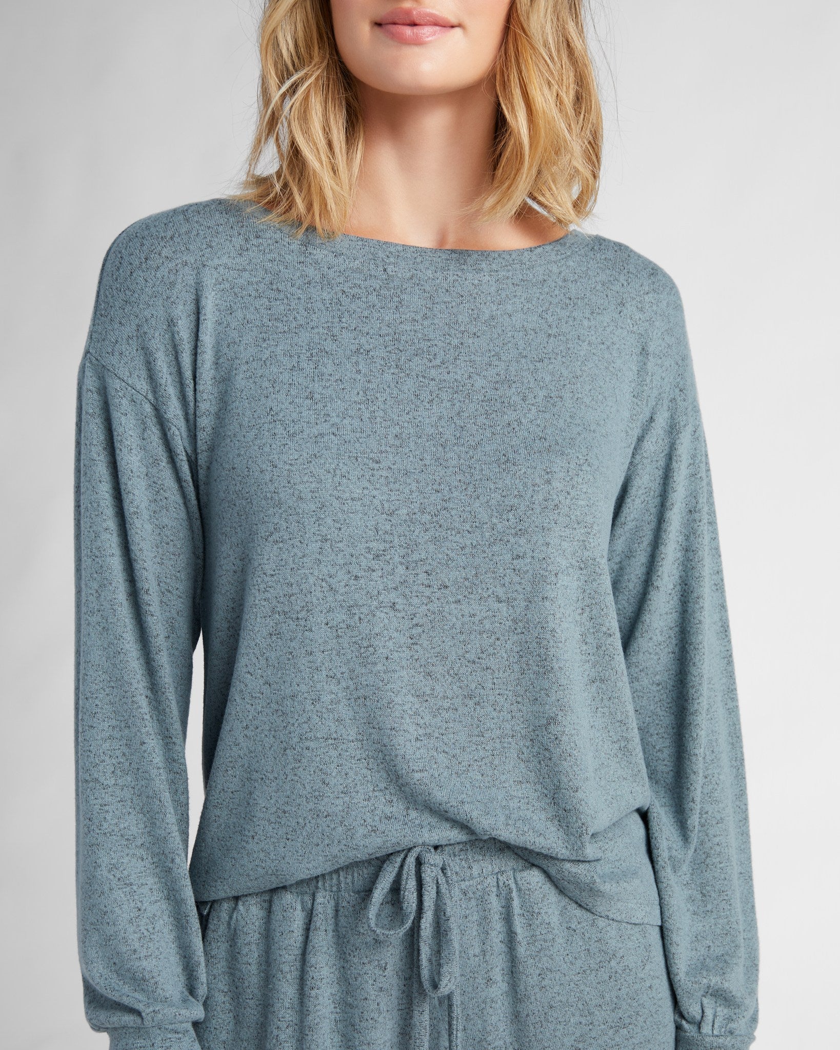 Frost Blue $|& Bobeau Cozy Pullover and Short Set - SOF Detail