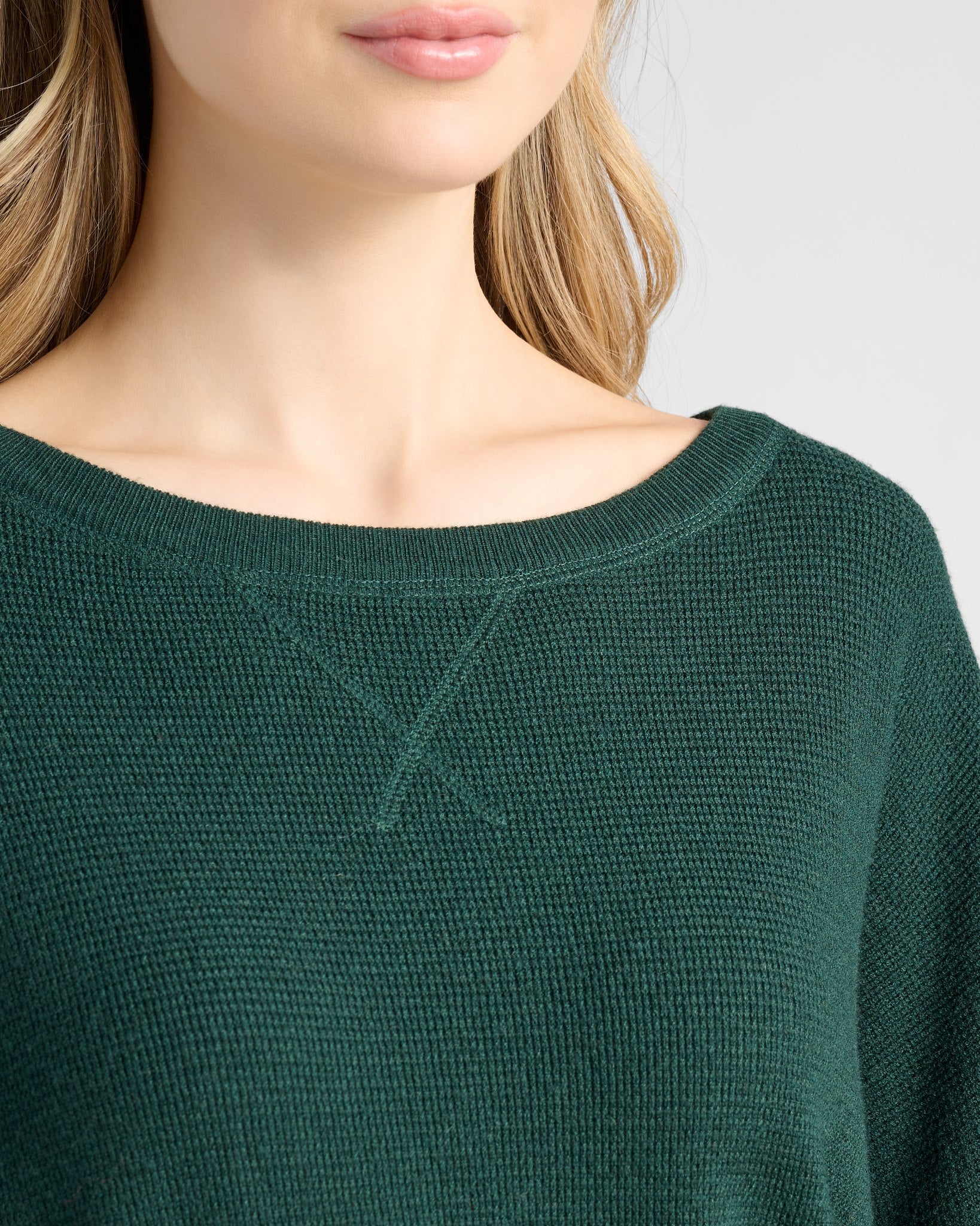 Hunter Green $|& Herizon Wanderer Waffle Long Sleeve - SOF Detail