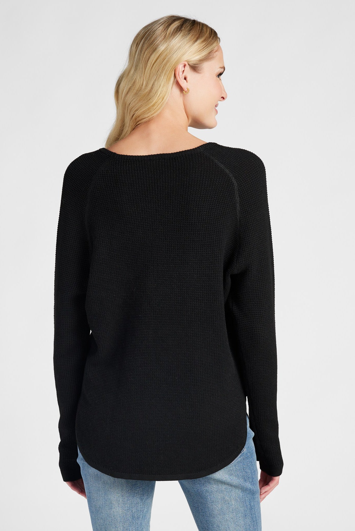 Black $|& Herizon Wanderer Thumbhole Tunic - SOF Back