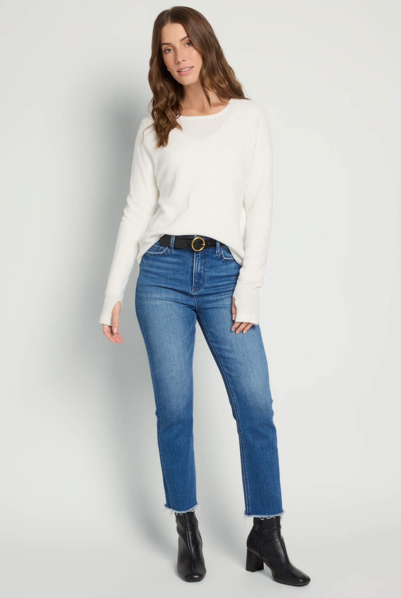 White $|& Herizon Wanderer Thumbhole Tunic - UGC On Fig