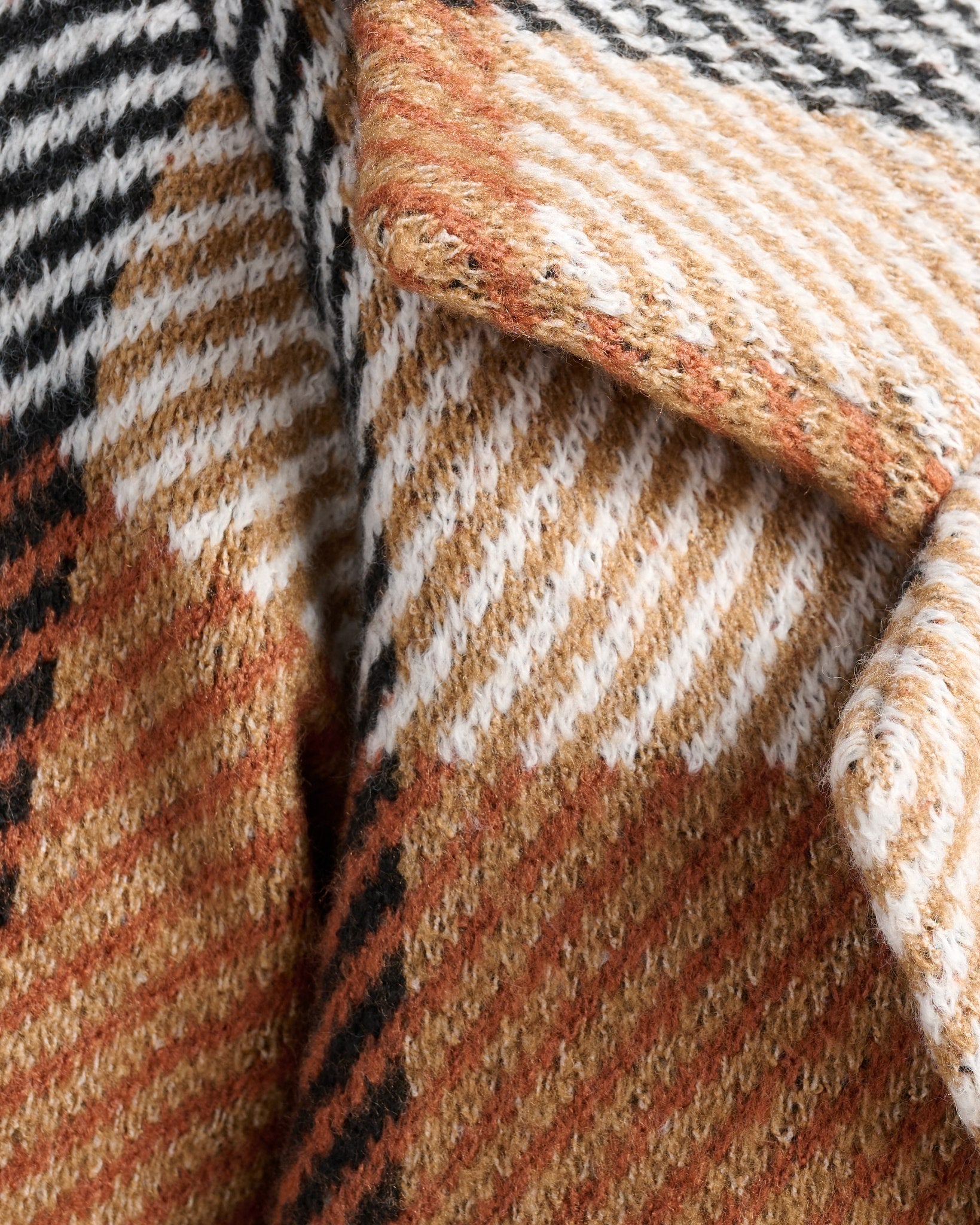 Tan Big Checker $|& OneWorld Sweater Coatigan - SOF Detail