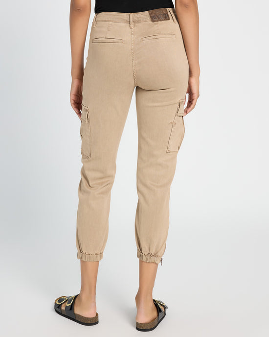 Nomad Beige $|& Herizon Niki Cargo Pant - SOF Back