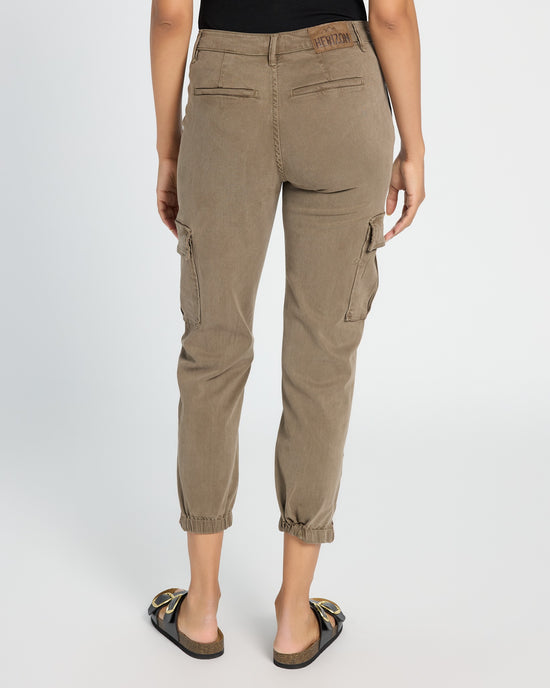 Coriander Green $|& Herizon Niki Cargo Pant - SOF Back