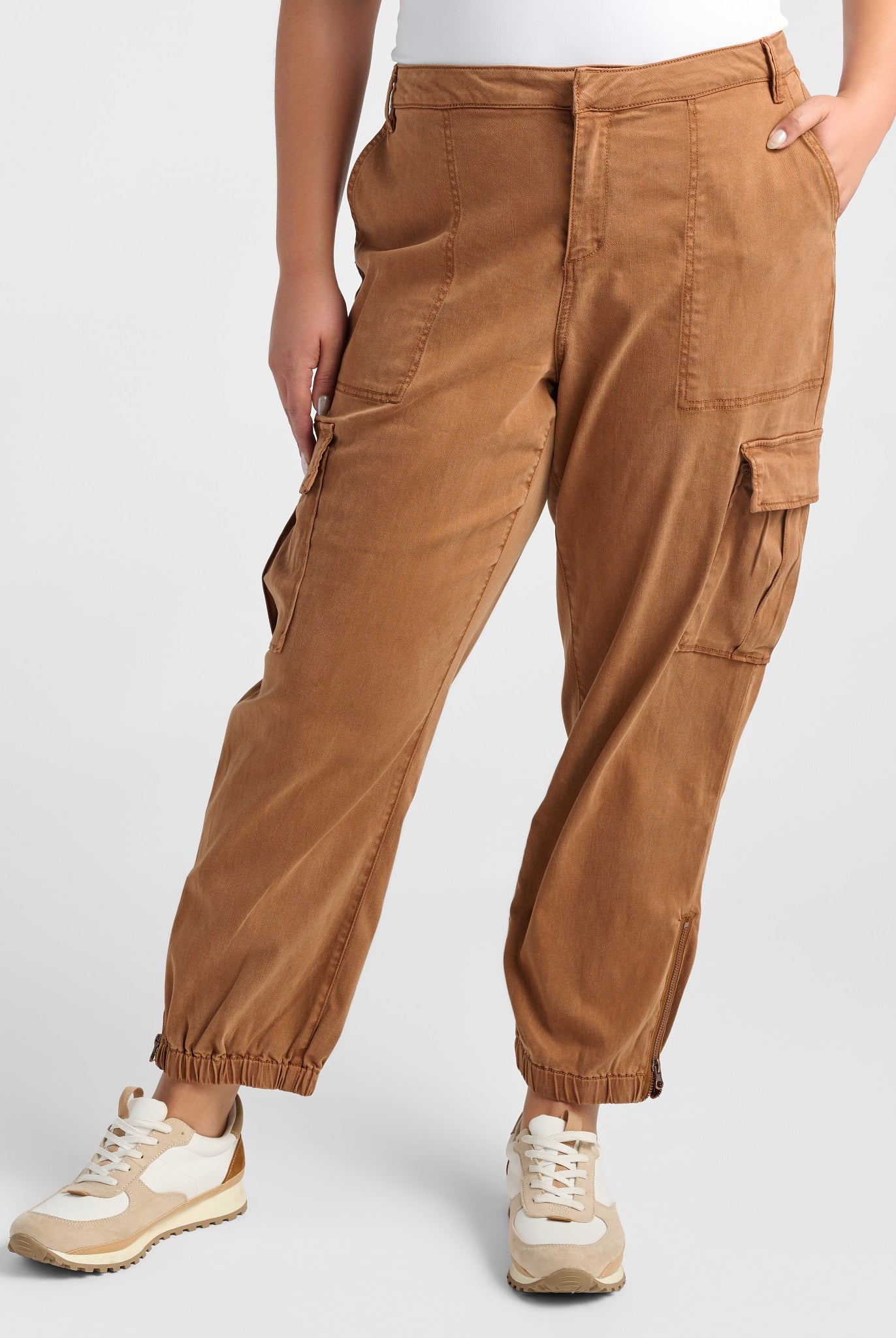 Toffee $|& Herizon Niki Cargo Pant - SOF Front