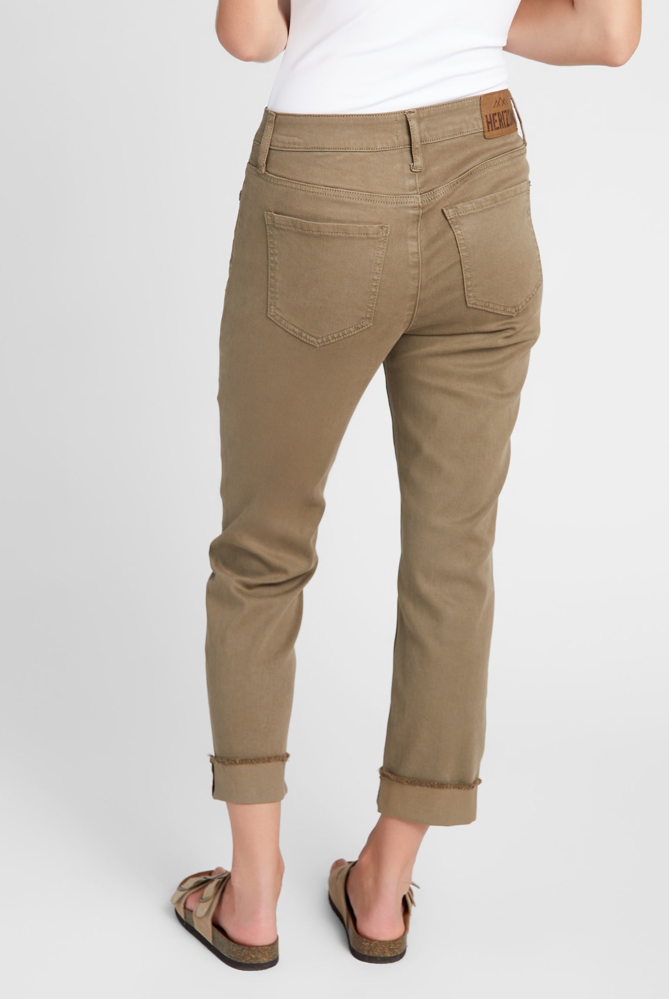 Coriander $|& Herizon Lana Cropped Straight Leg Jeans - SOF Back