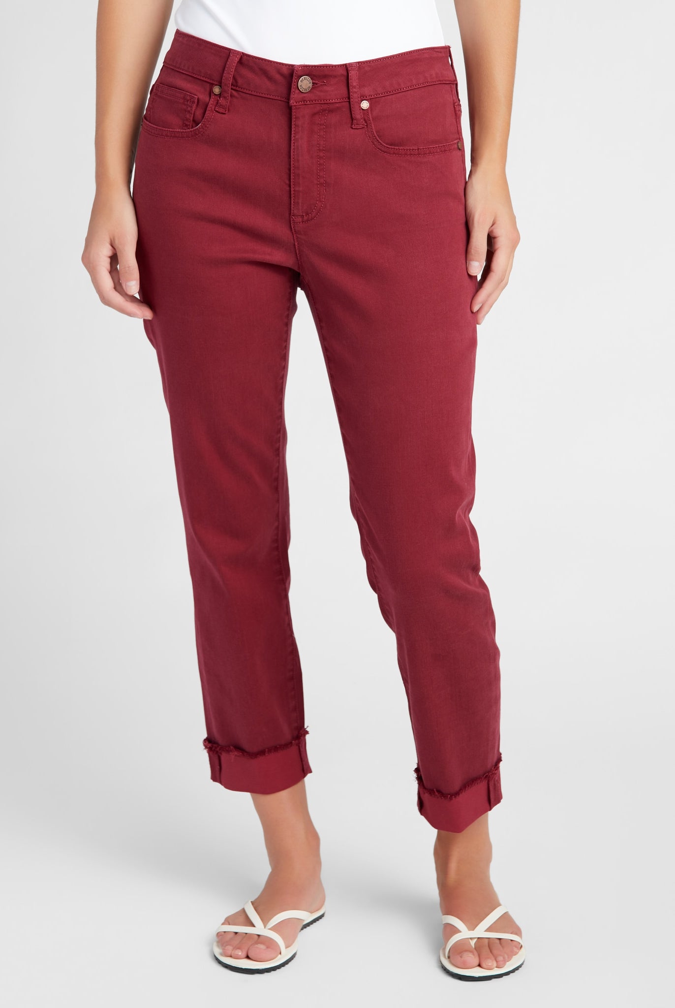 Rosewood $|& Herizon Lana Cropped Straight Leg Jeans - SOF Front