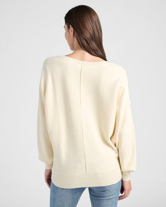 Ivory $|& Citrus Dolman Center Seam Pullover - SOF Back