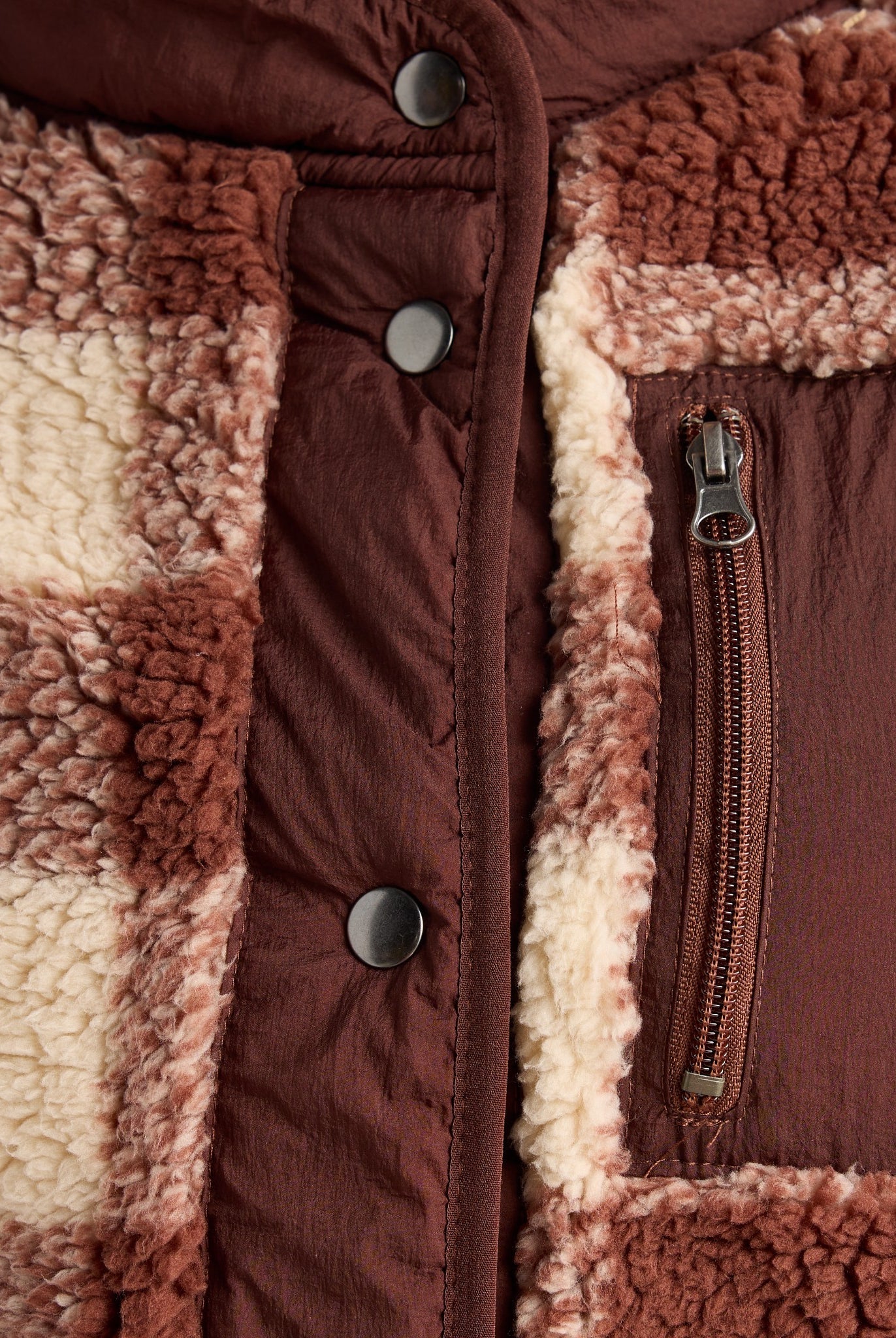 Chocolate/Macadamia $|& Herizon Alpine Snap Jacket - SOF Detail