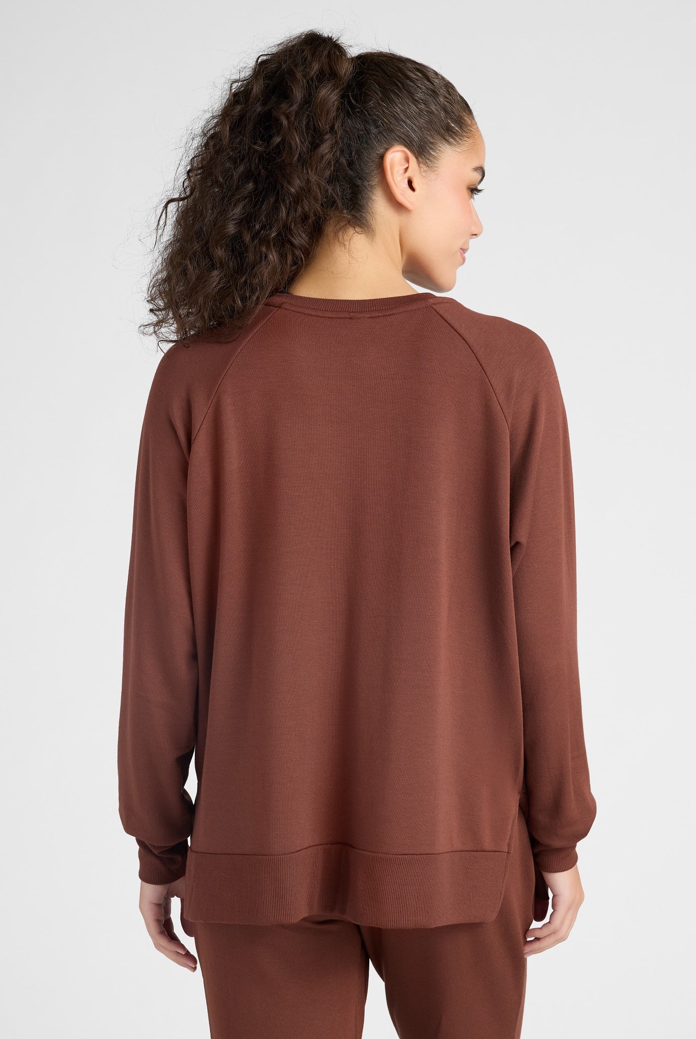 Chocolate Fondant $|& Interval Flex Fleece V-Neck Top - SOF Back