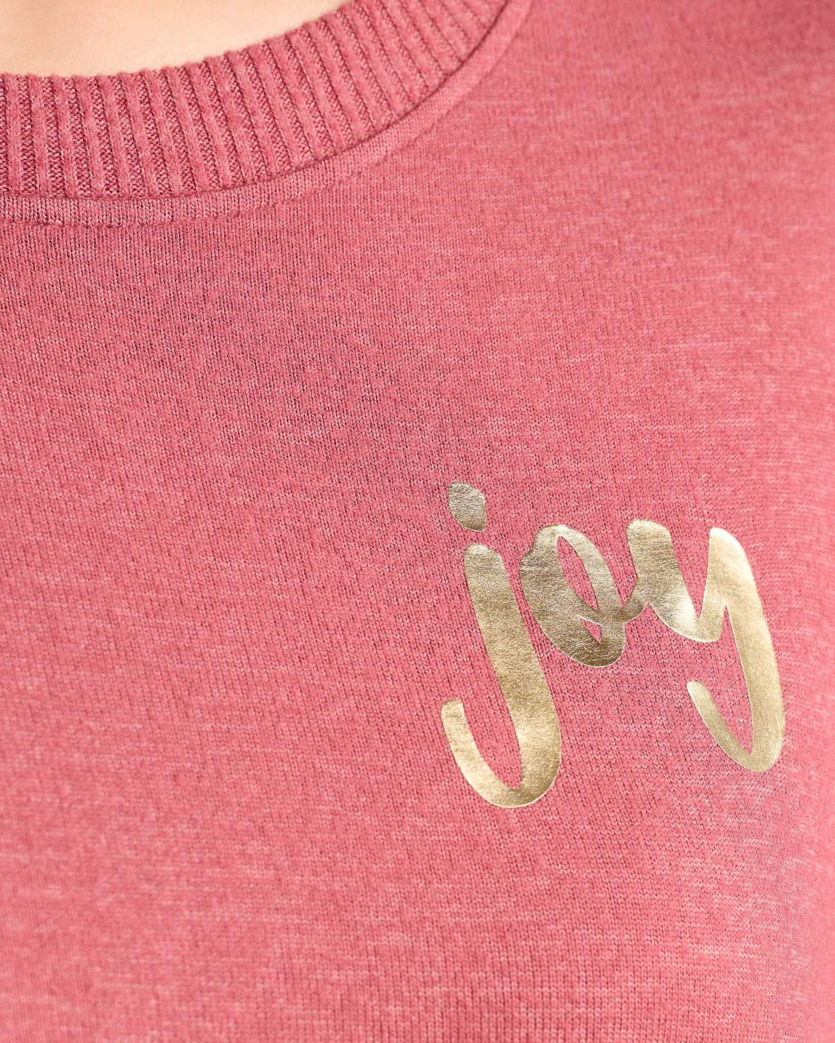 Heather Cabernet $|& SEAS Shoreline Hacci Holiday Graphic Crew - SOF Detail