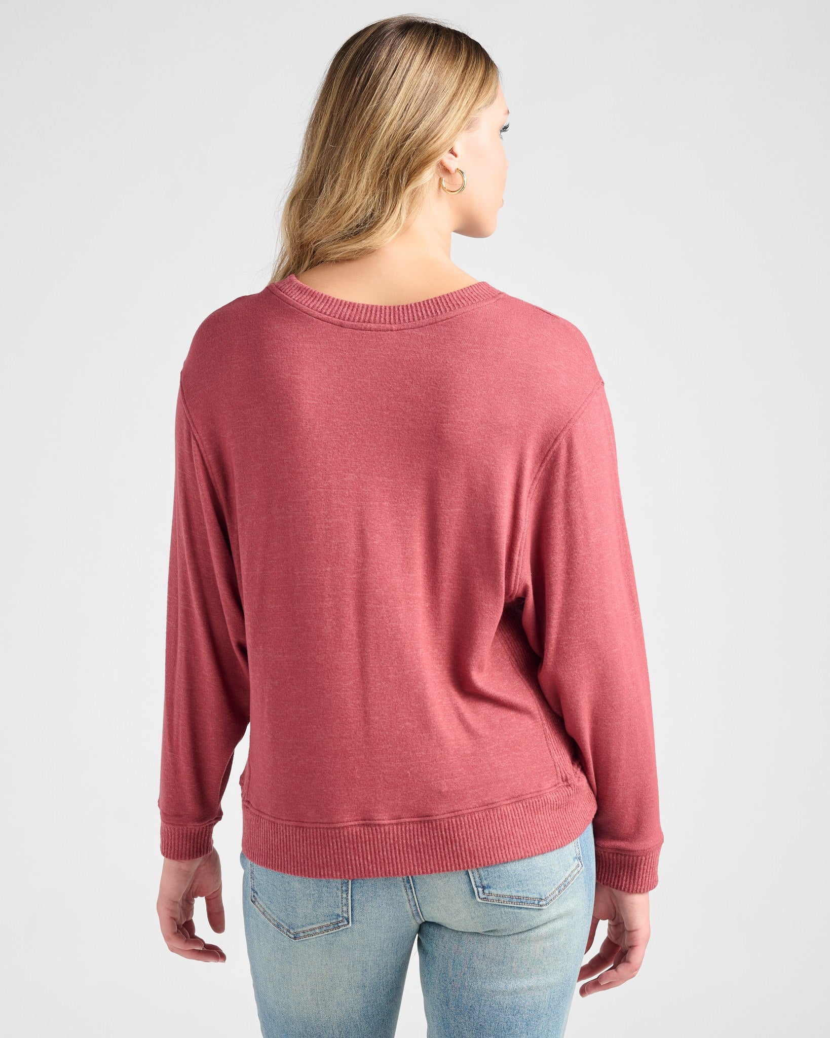 Heather Cabernet $|& SEAS Shoreline Hacci Holiday Graphic Crew - SOF Back