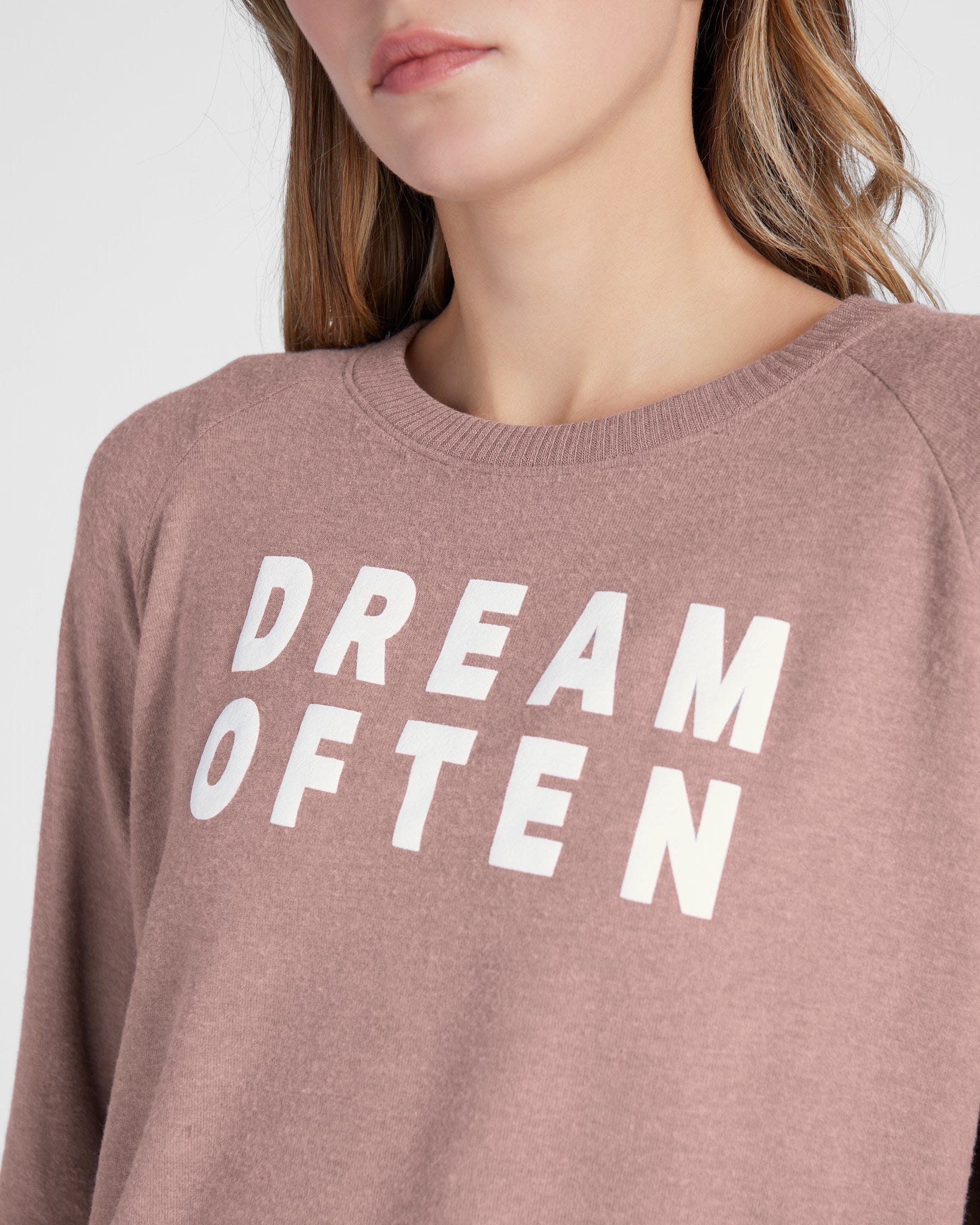 Mauve $|& SEAS Shoreline Hacci "Dream Often" Graphic Pullover - SOF Detail