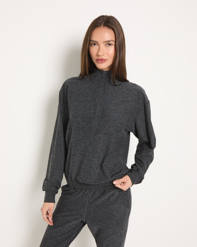 Heather Charcoal $|& Interval FlowHeather Drift Pulse Pullover - SOF Front