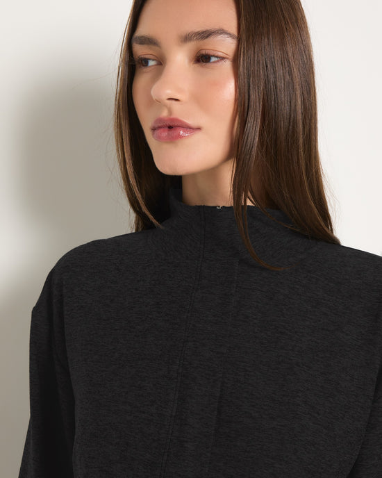 Night Sky $|& Interval FlowHeather Drift Pulse Pullover - VOF Front