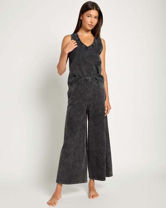 Washed Black $|& SEAS Sunset Glow Cropped Pant Set - UGC On Fig