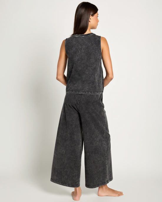 Washed Black $|& SEAS Sunset Glow Cropped Pant Set - SOF Back