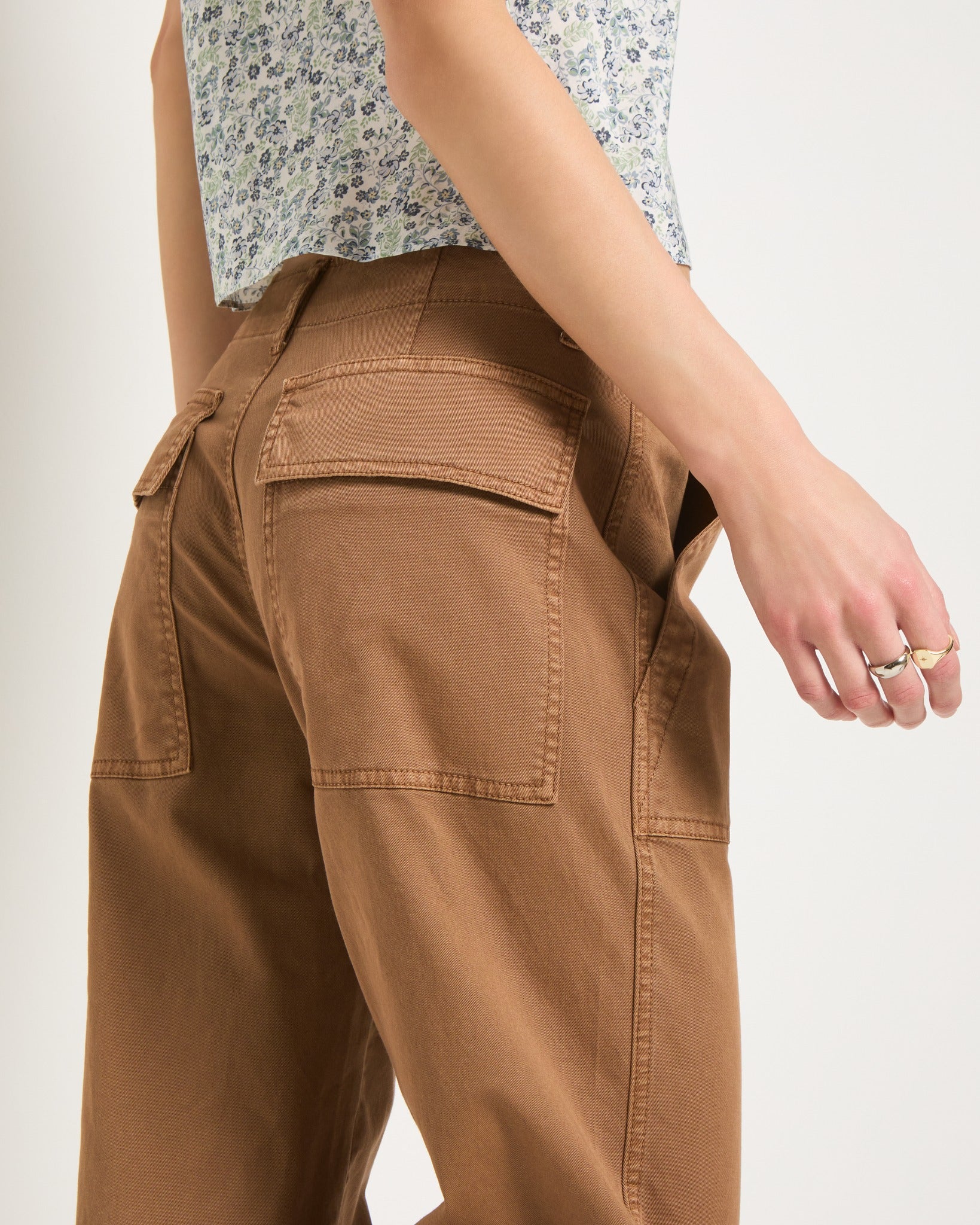 Camel $|& SEAS Bungalow Cuffed Twill Utility Pant - VOF Front
