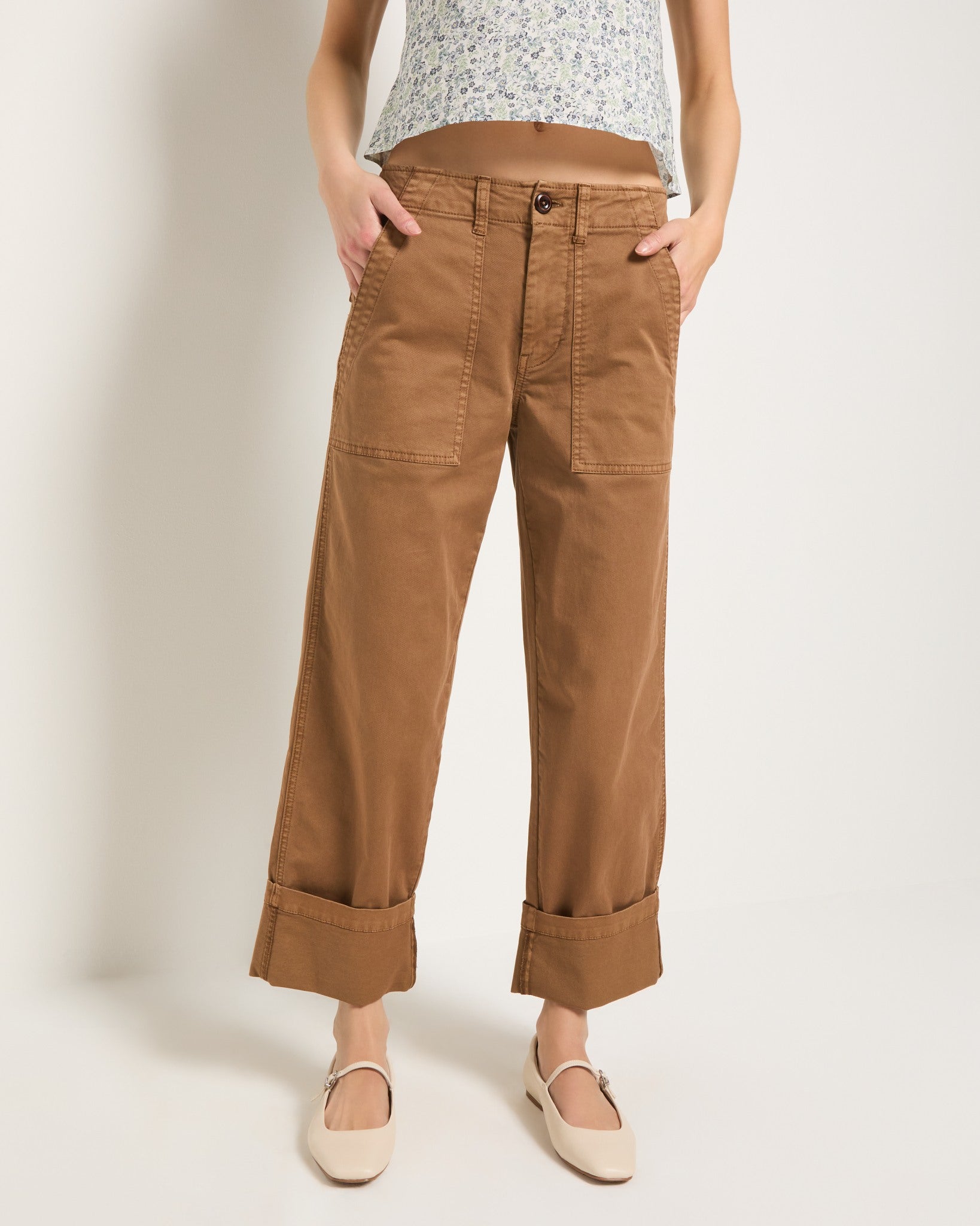 Camel $|& SEAS Bungalow Cuffed Twill Utility Pant - SOF Front
