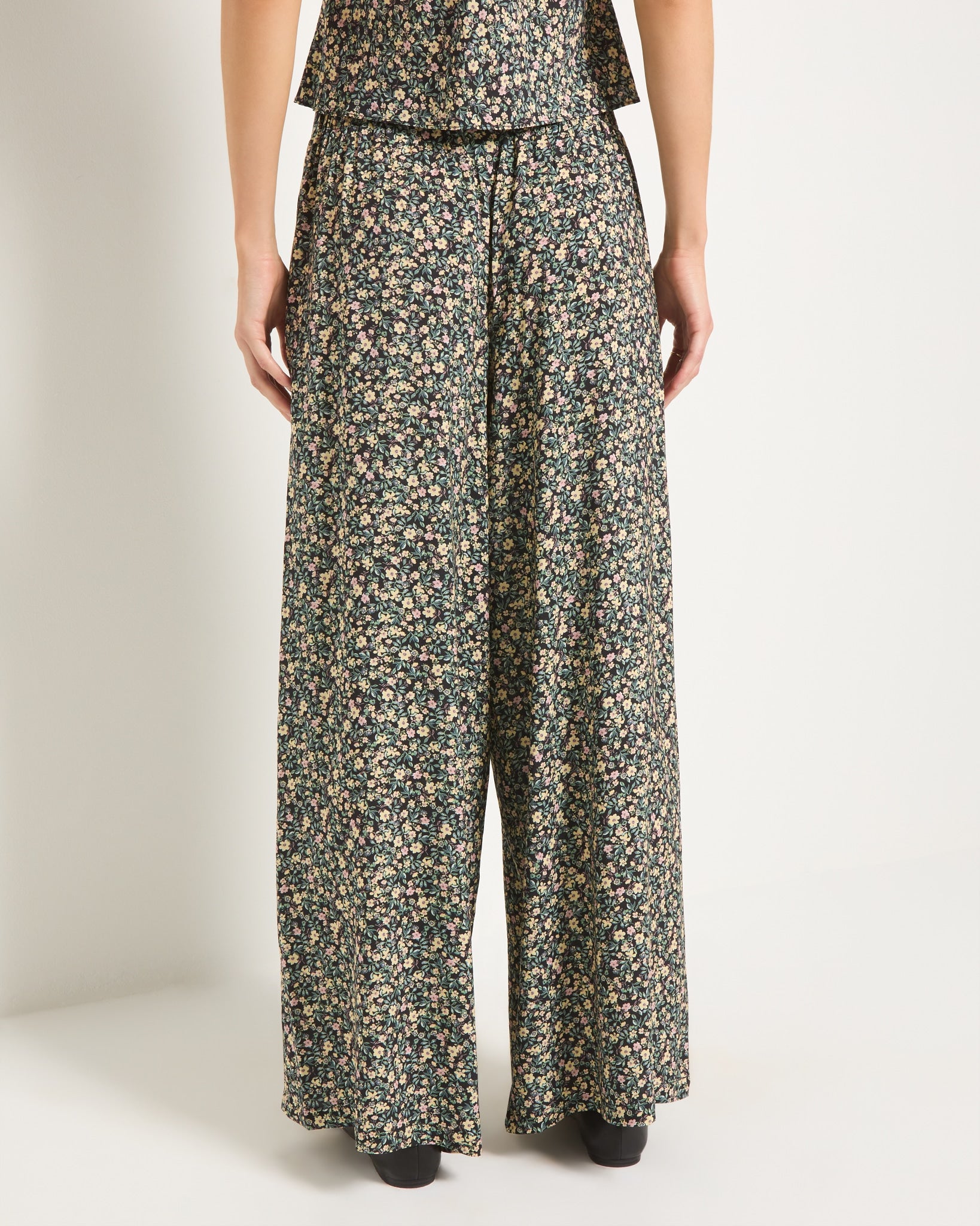 Black Floral $|& SEAS Serene Pant - SOF Back