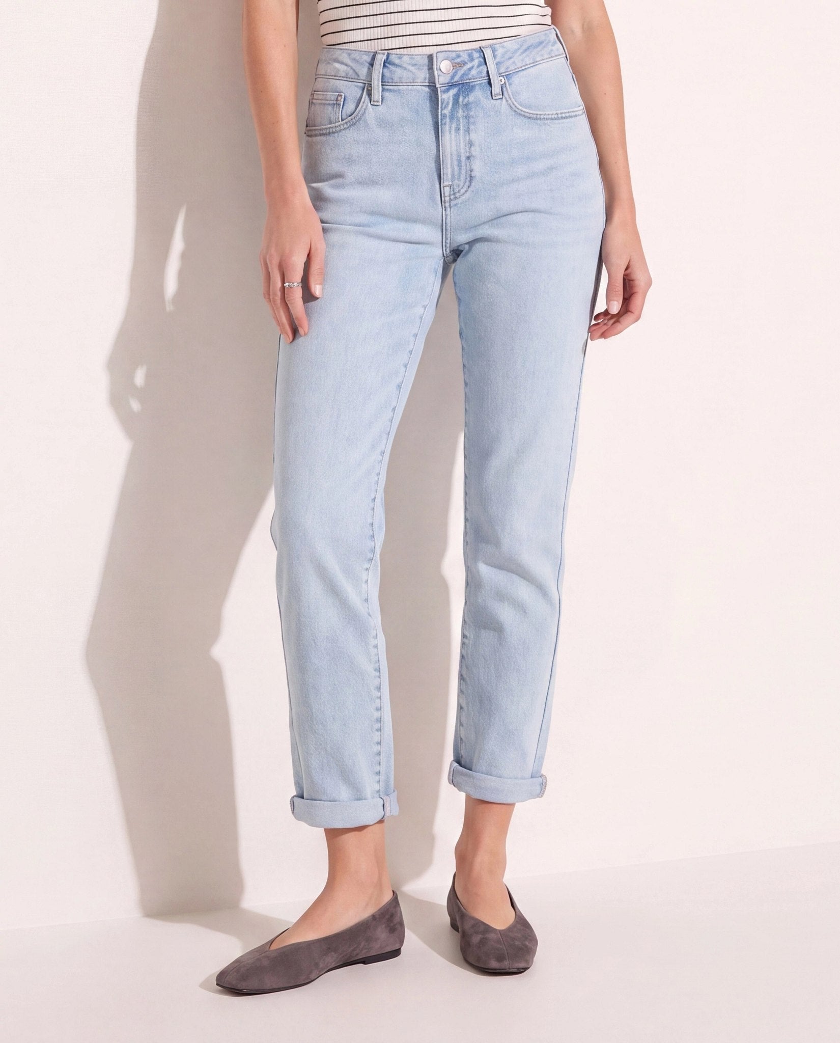 Light Wash $|& SEAS Mid Rise Cuffed Slim Straight Leg Jeans - SOF Front