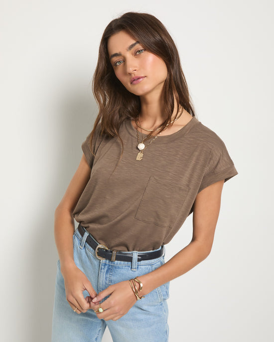 Truffle $|& SEAS Merrit Island Short Sleeve Tee - SOF Front