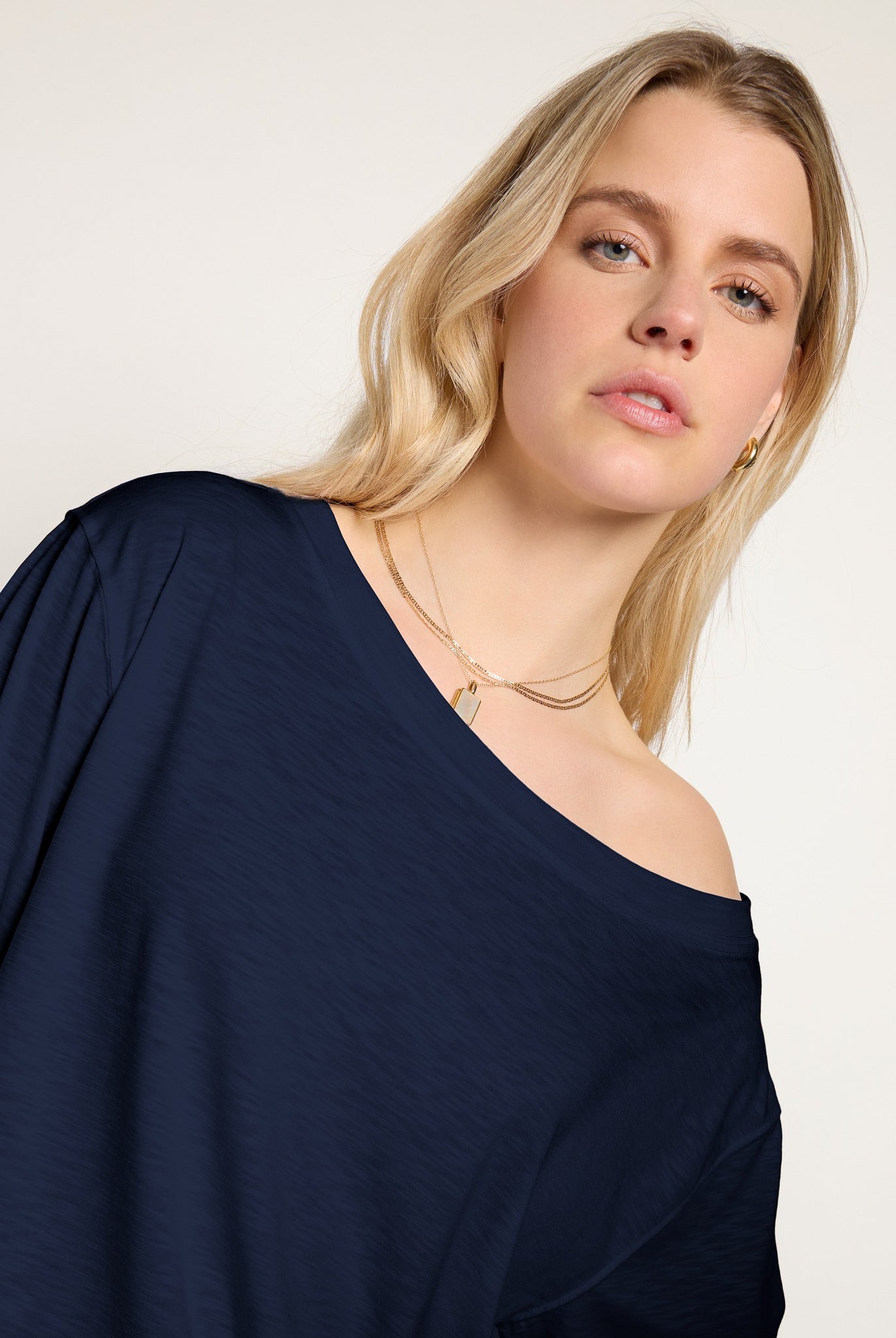 Sapphire $|& SEAS Brooksville Slub Off The Shoulder Top - SOF Full Front