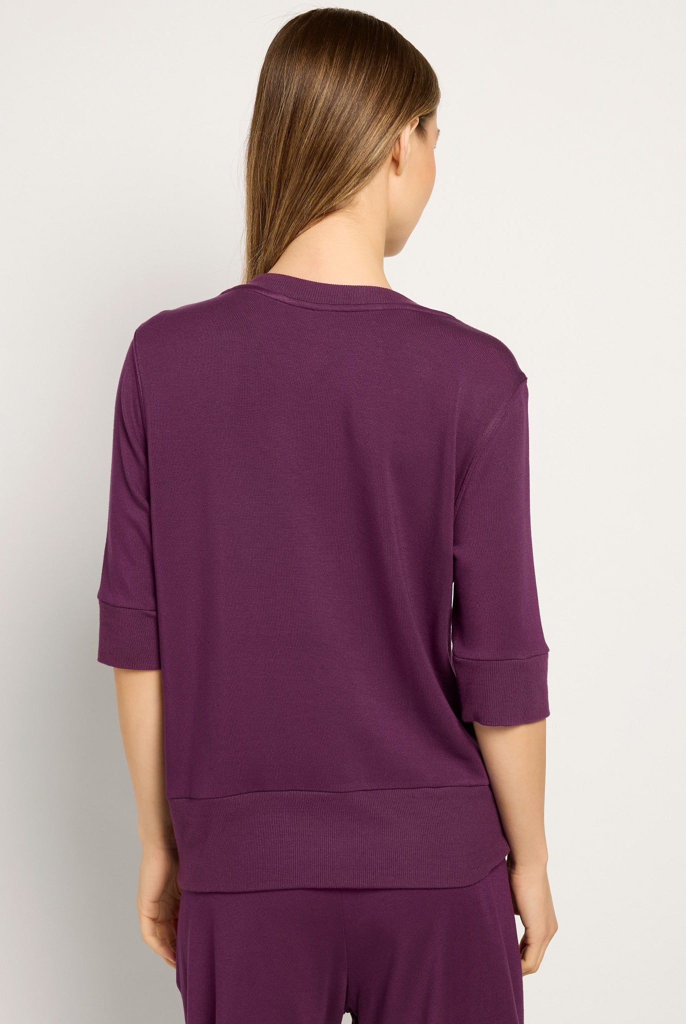 Amethyst $|& Interval Flex Fleece Short Sleeve Top - SOF Back