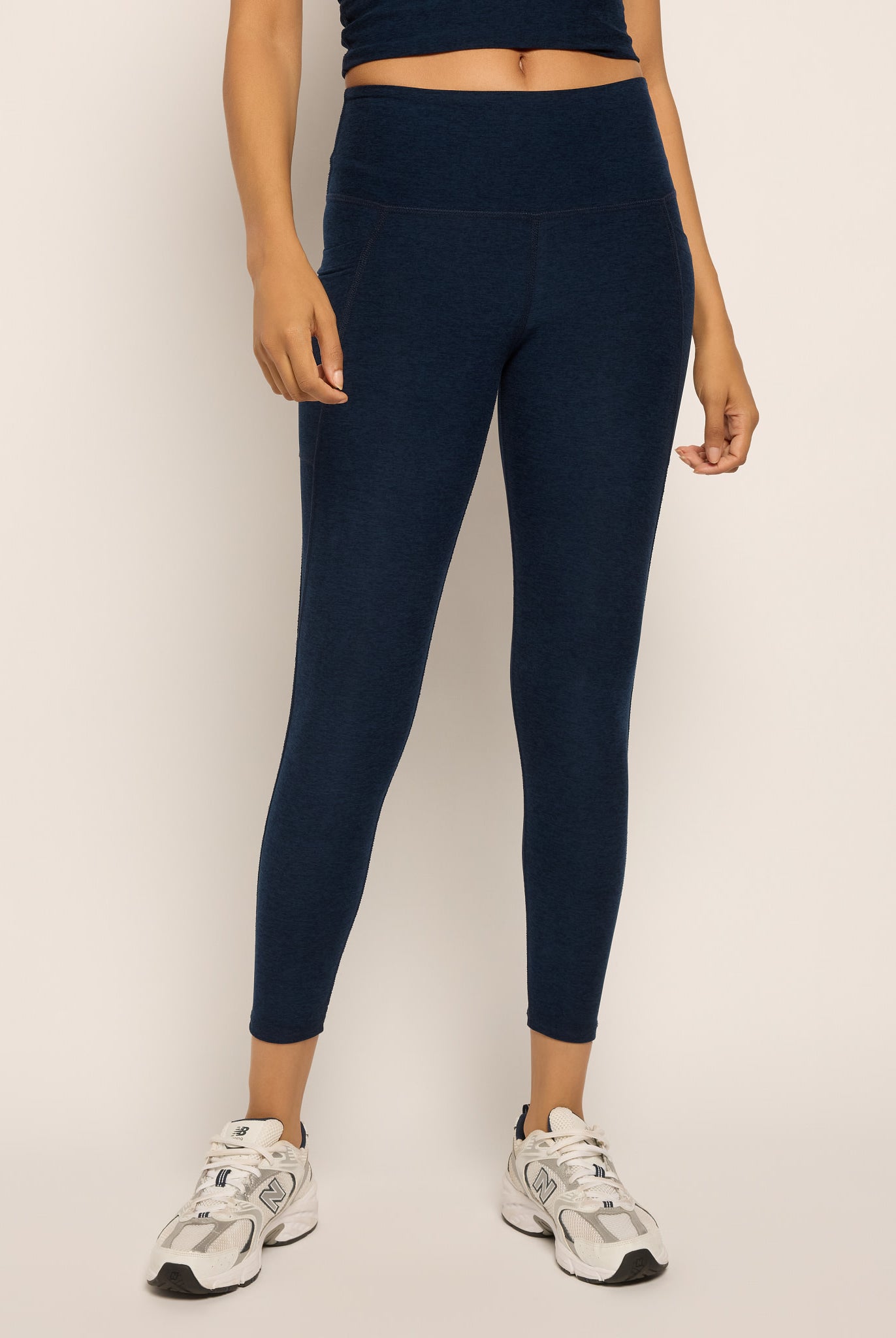 Ink Navy Heather $|& Interval FlowHeather Sculpt Pocket Legging - SOF Front