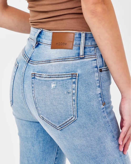 Light Wash $|& Hidden The Ryan Bootcut Jean - Hanger Back
