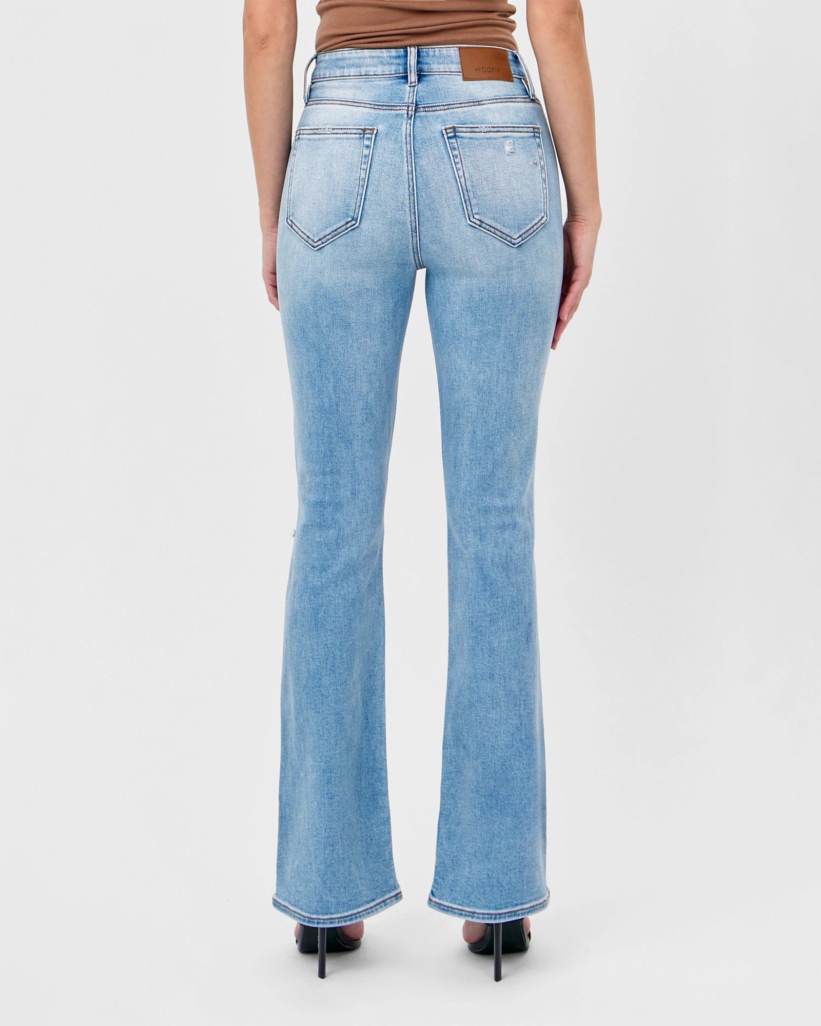 Light Wash $|& Hidden The Ryan Bootcut Jean - Hanger Side